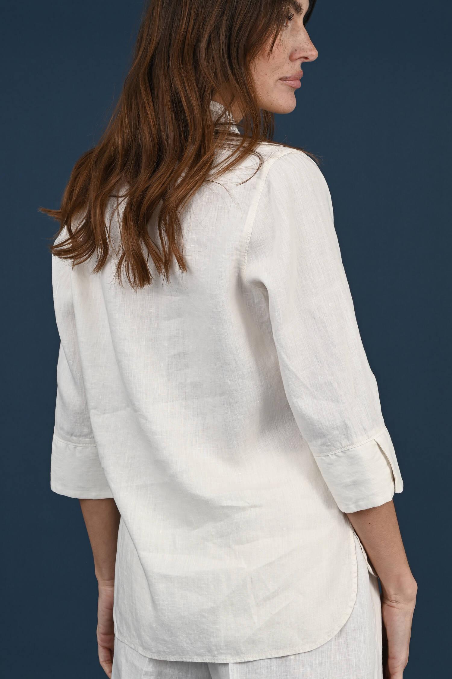 Leinenbluse mit V-Neck in Ivorybeige