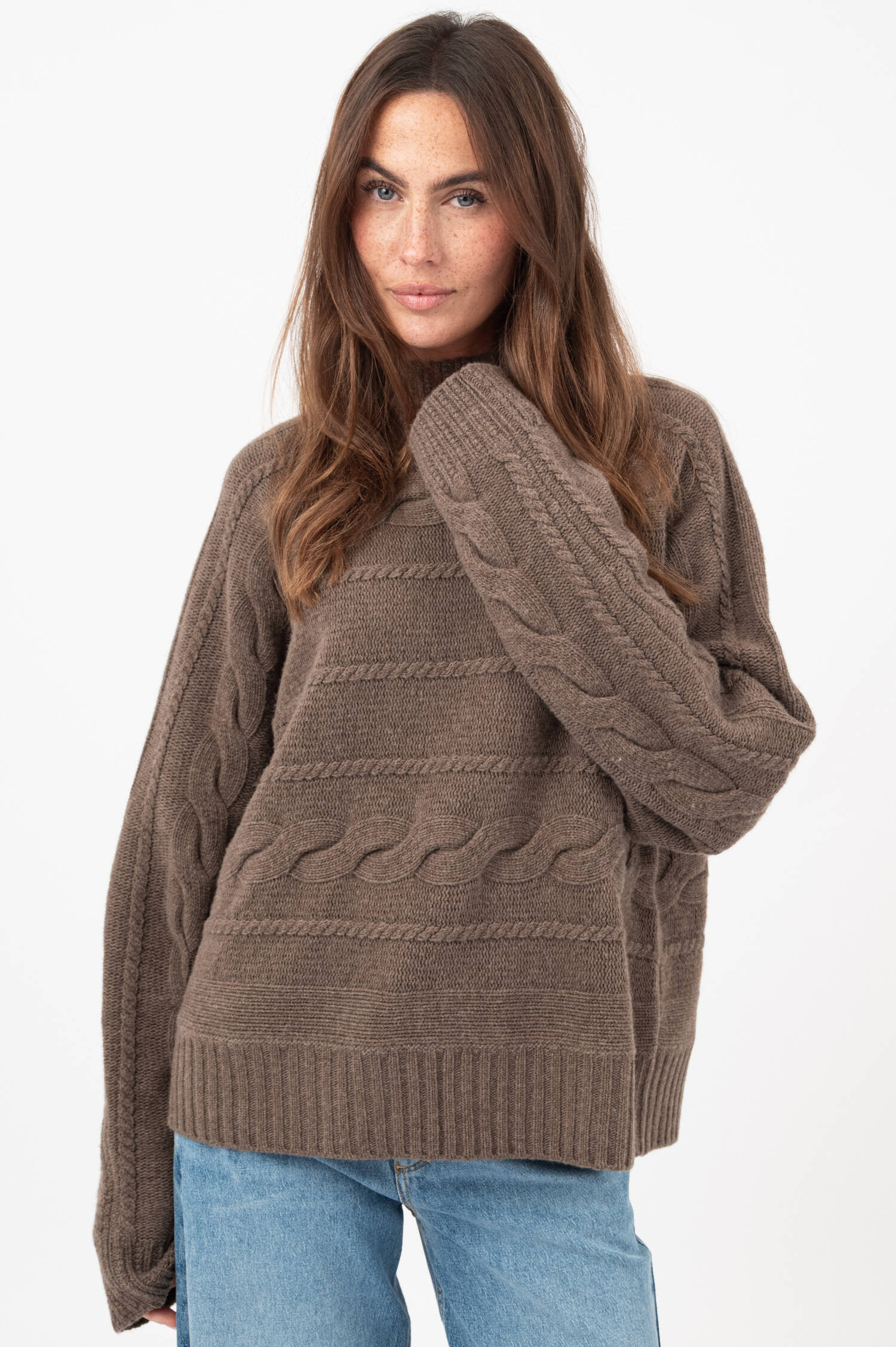 Woll-Zopfstrick-Pullover MAVÉ in Braun