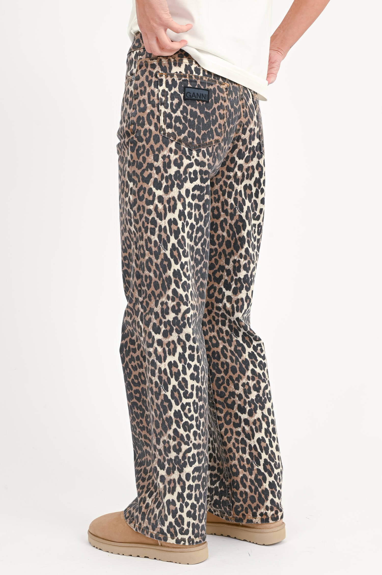 Denim mit Leo-Print in Braun/Schwarz