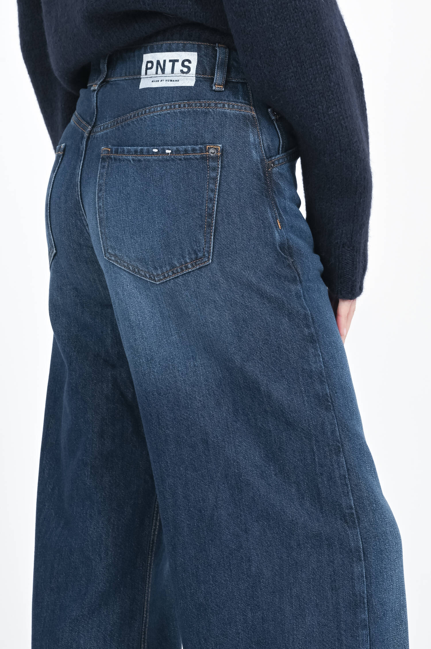 Wide Leg Denim THE RAVER in Dark Blue Wide Leg Denim THE RAVER in Dark Blue