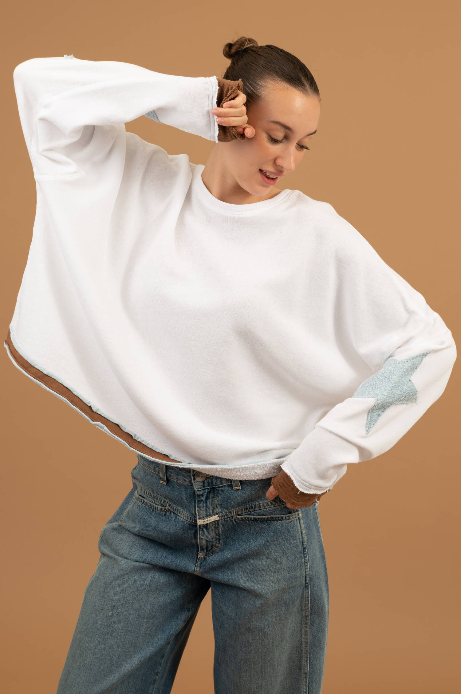 Sweater HOPEWELL in Weiß/Hellblau