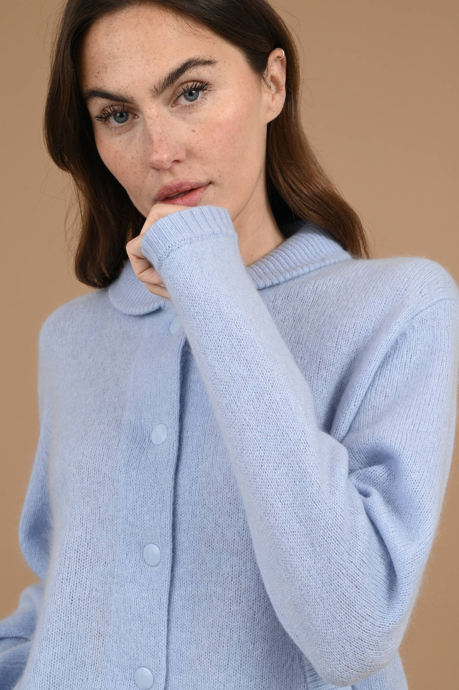 Cardigan FLUFFY STATEMENTS in Arcticblau