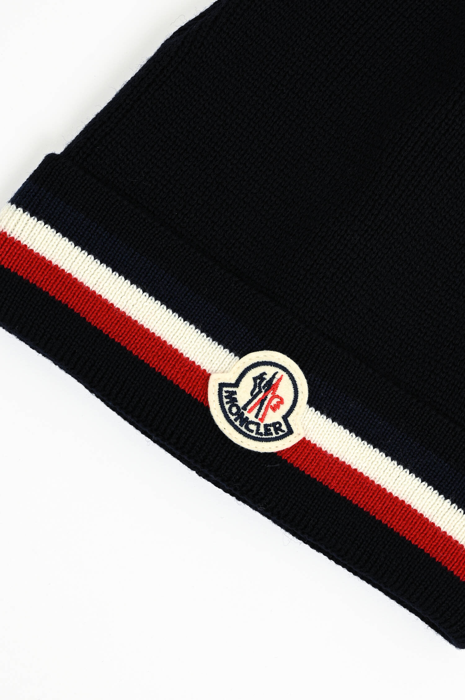 Mütze mit Streifen in Navy