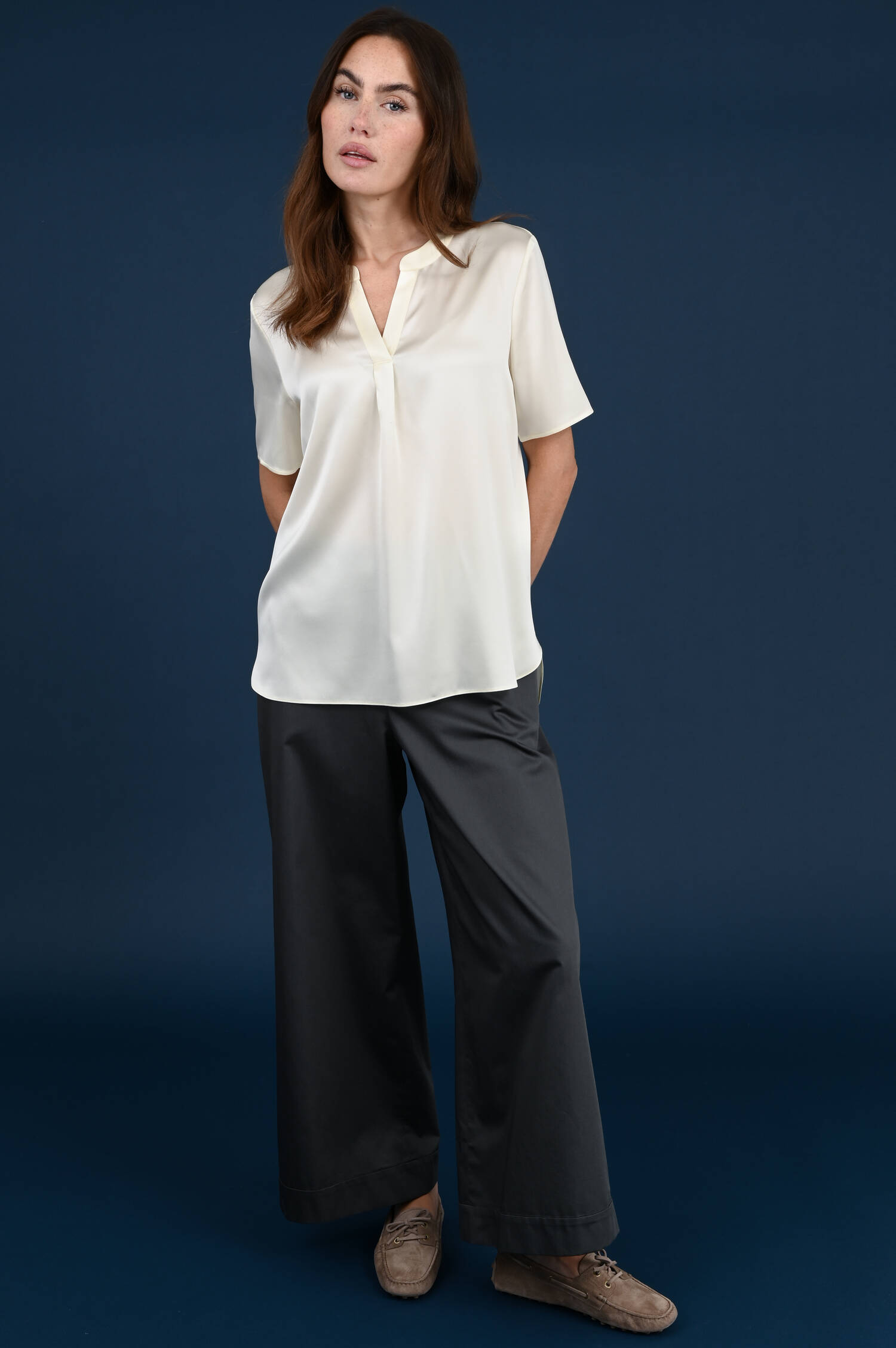 Satinbluse aus Seidenmix in Mozzarellabeige