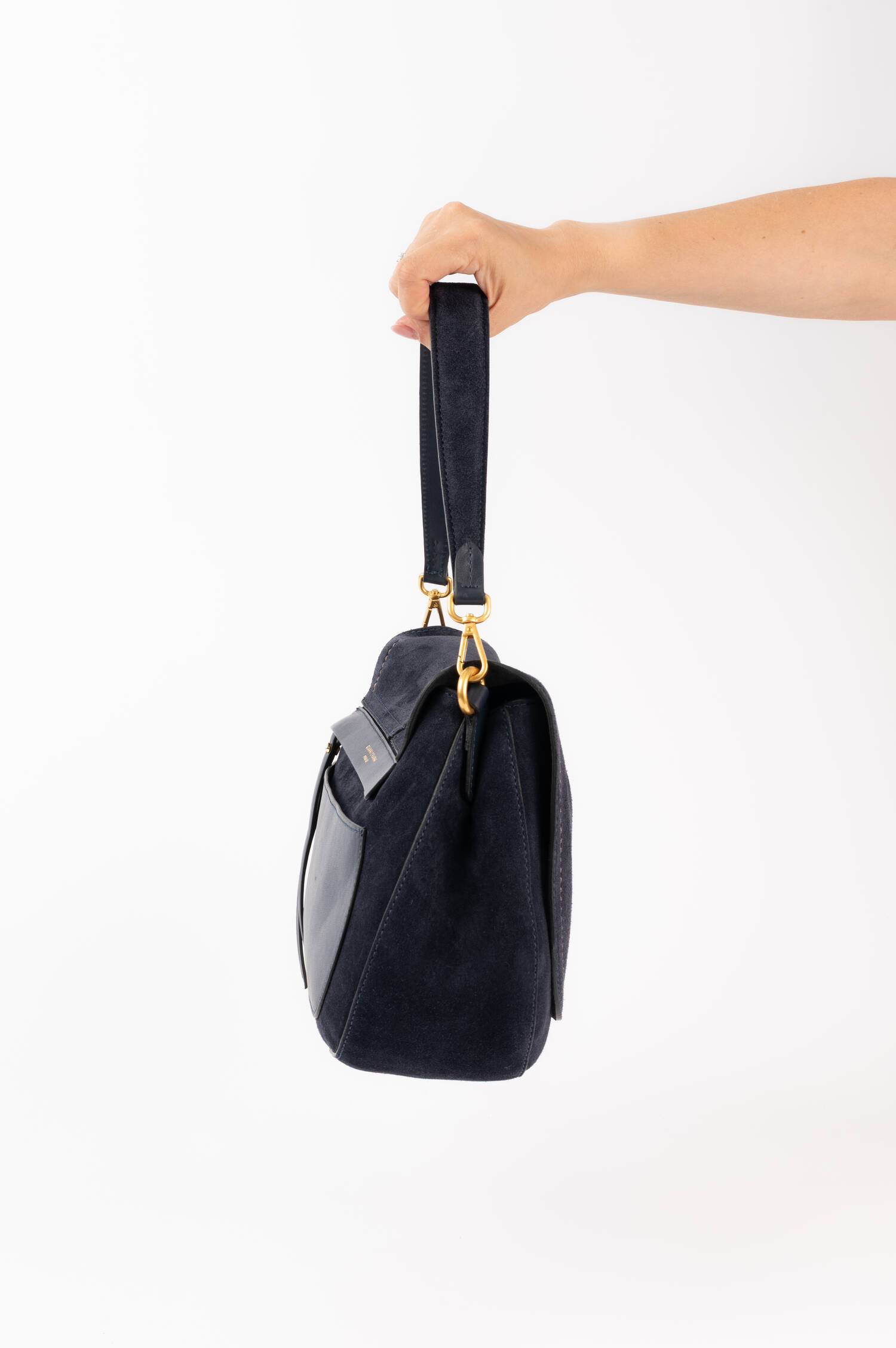 Veloursleder Tasche HELENA in Navy Veloursleder Tasche HELENA in Navy