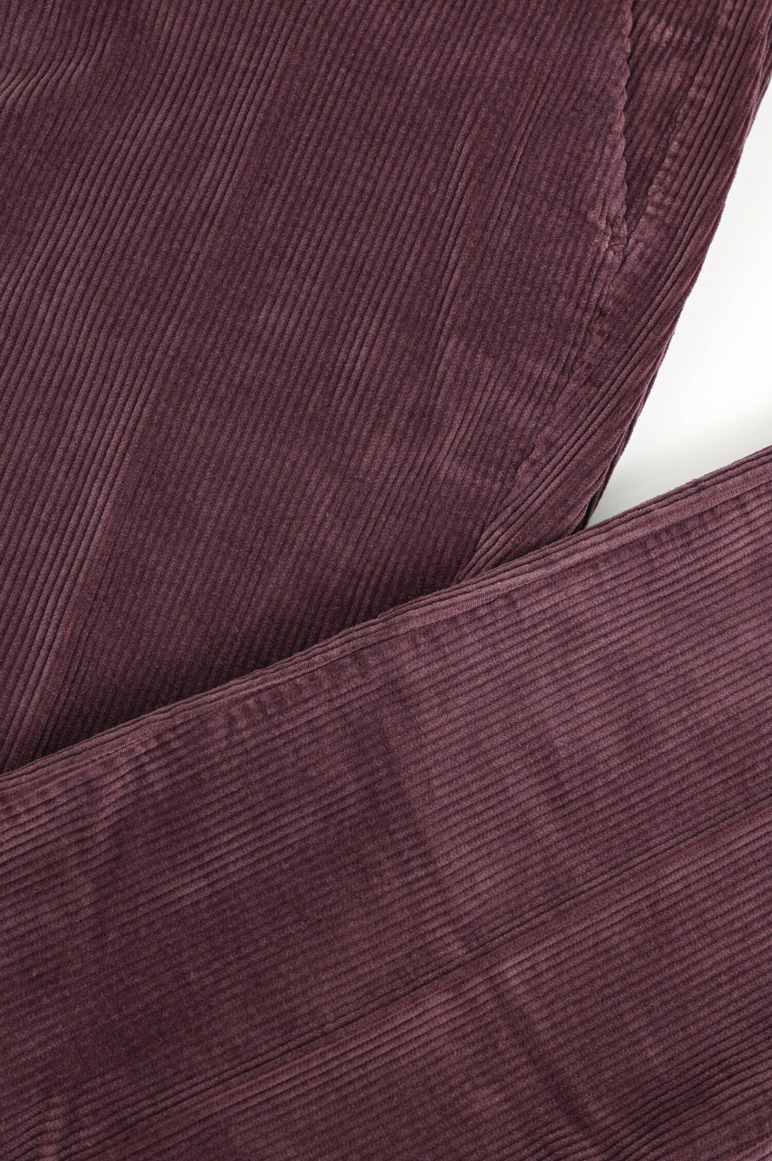 Cordhose MORELLO in Violett