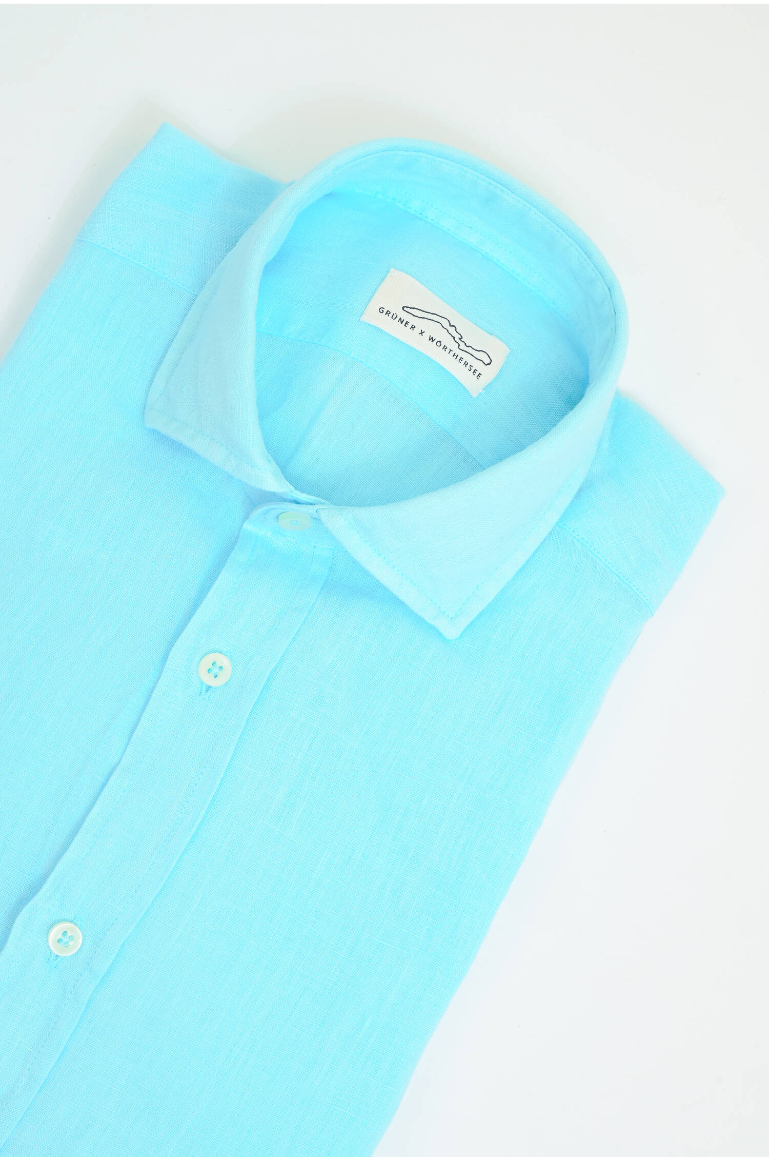 Leinenhemd in hellem Türkis Leinenhemd in hellem Türkis