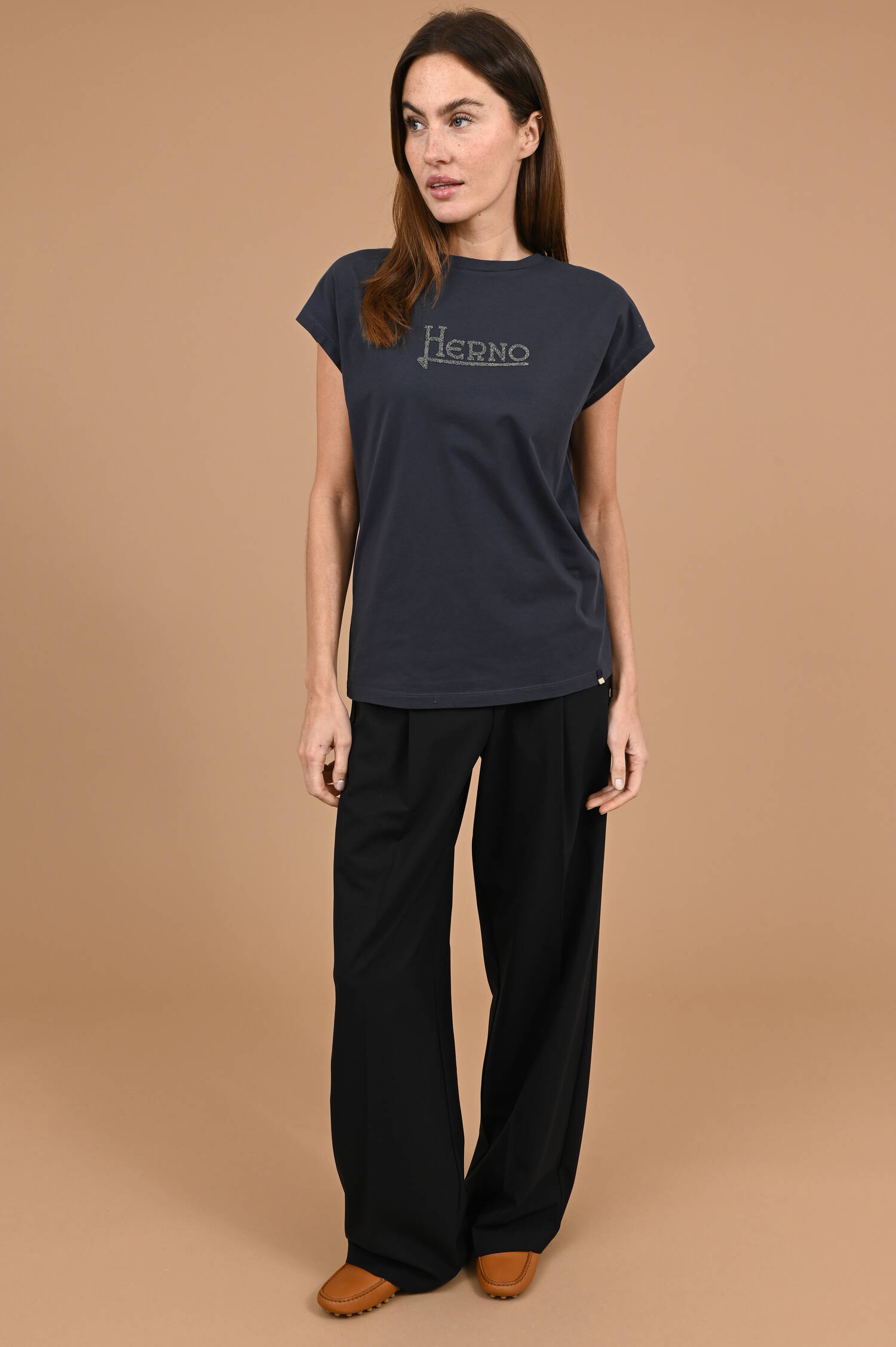 T-Shirt mit Strasssteinen in Navyblau