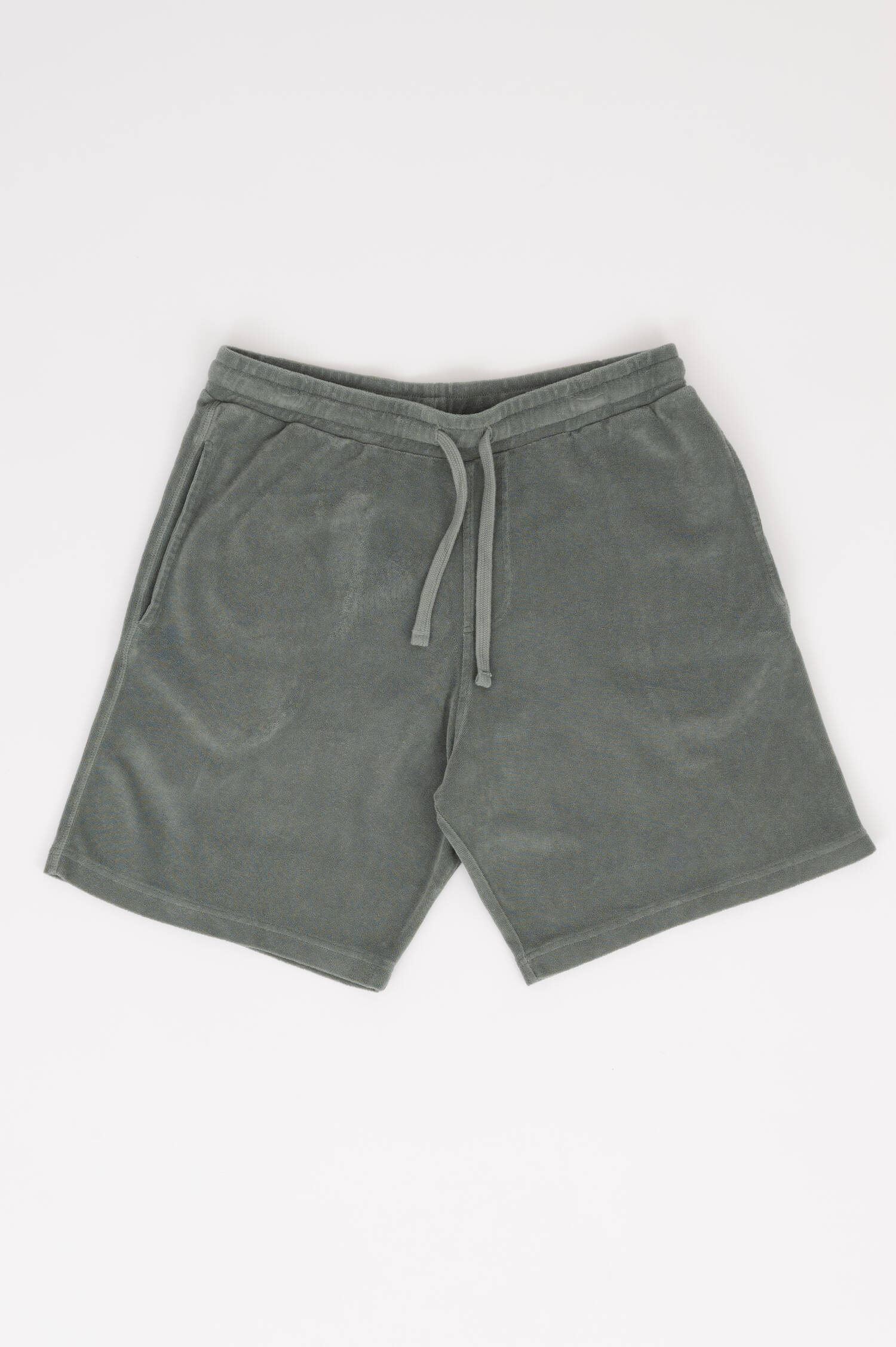 Frottee Bermuda in Oliv