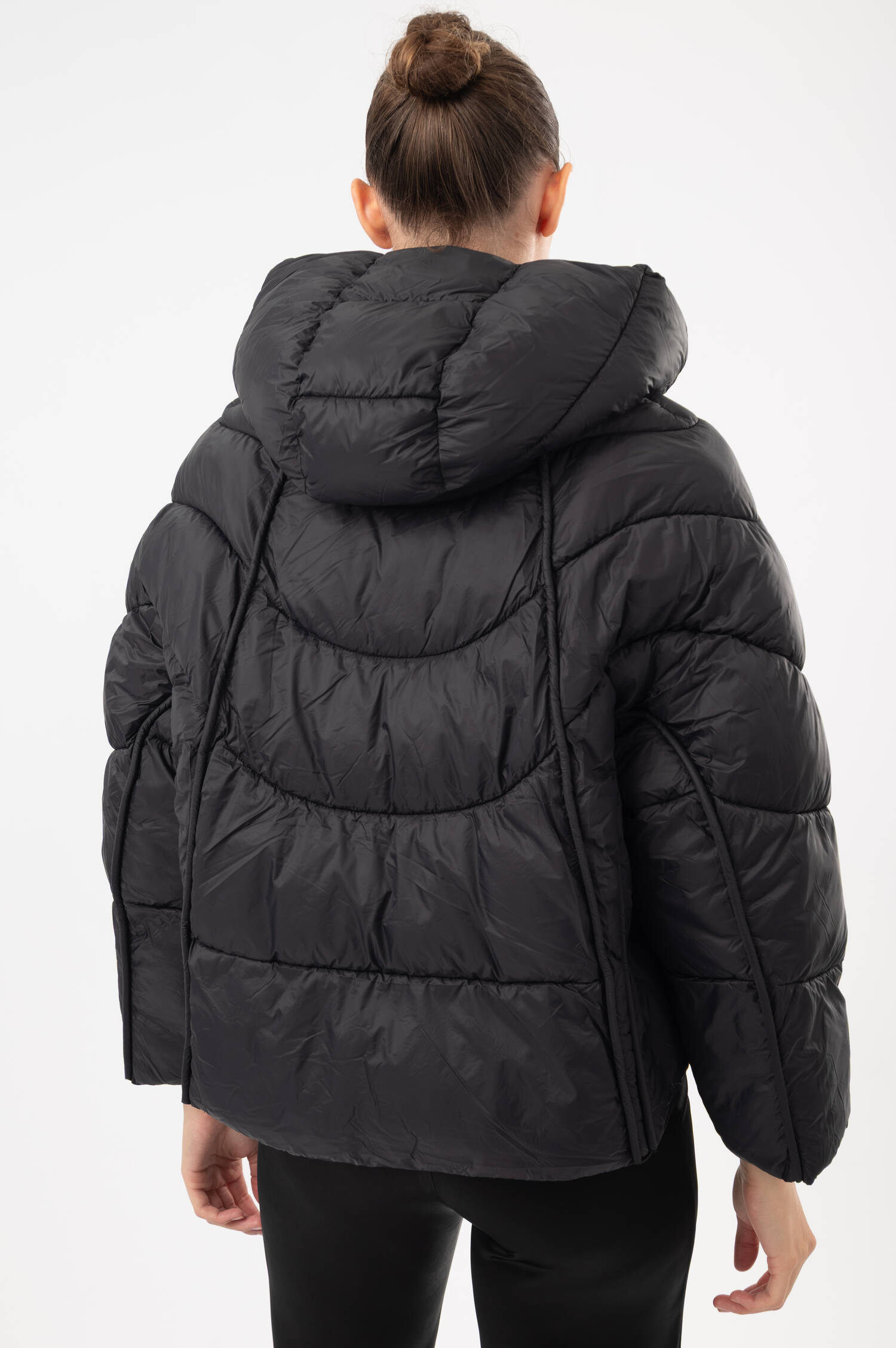 Steppjacke AKIKO in Schwarz Steppjacke AKIKO in Schwarz