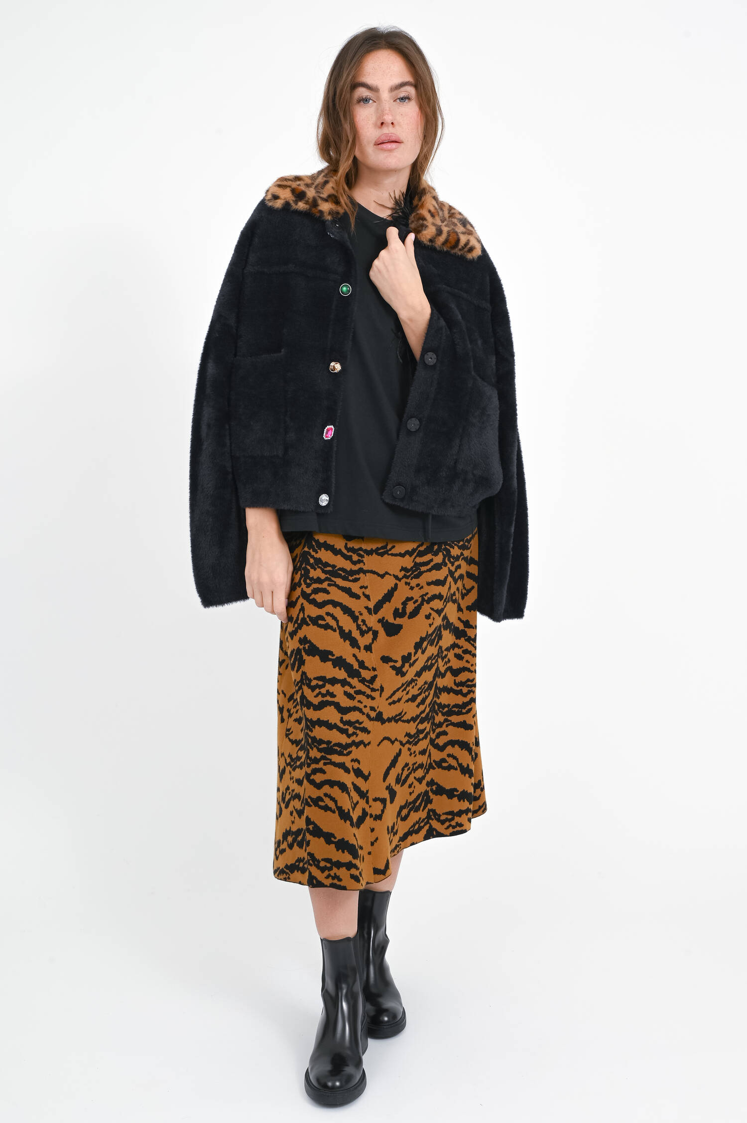 Faux Fur Jacke mit Kragen im Animal-Look in Black