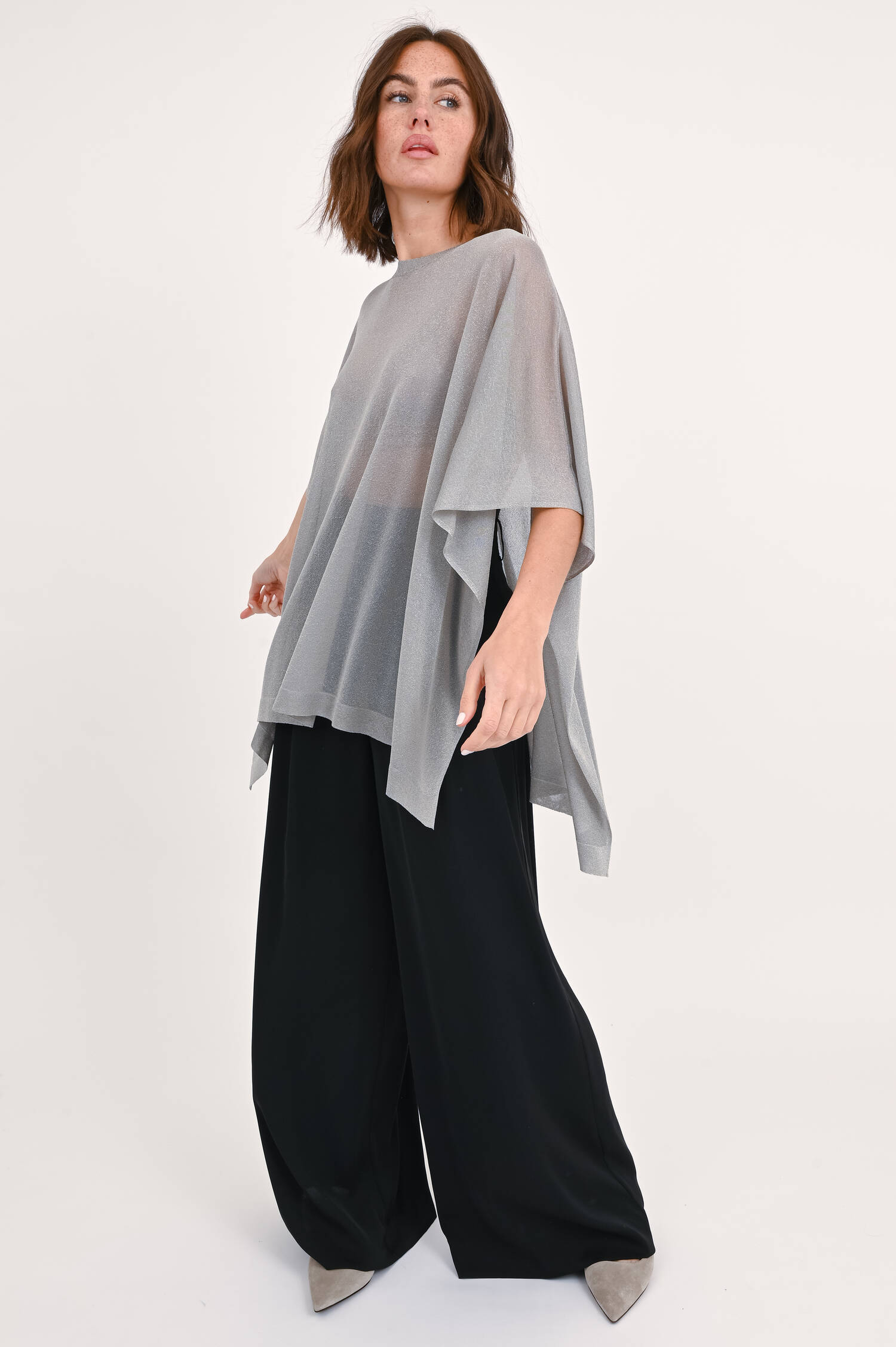 Poncho mit Lurex-Fäden in Silber