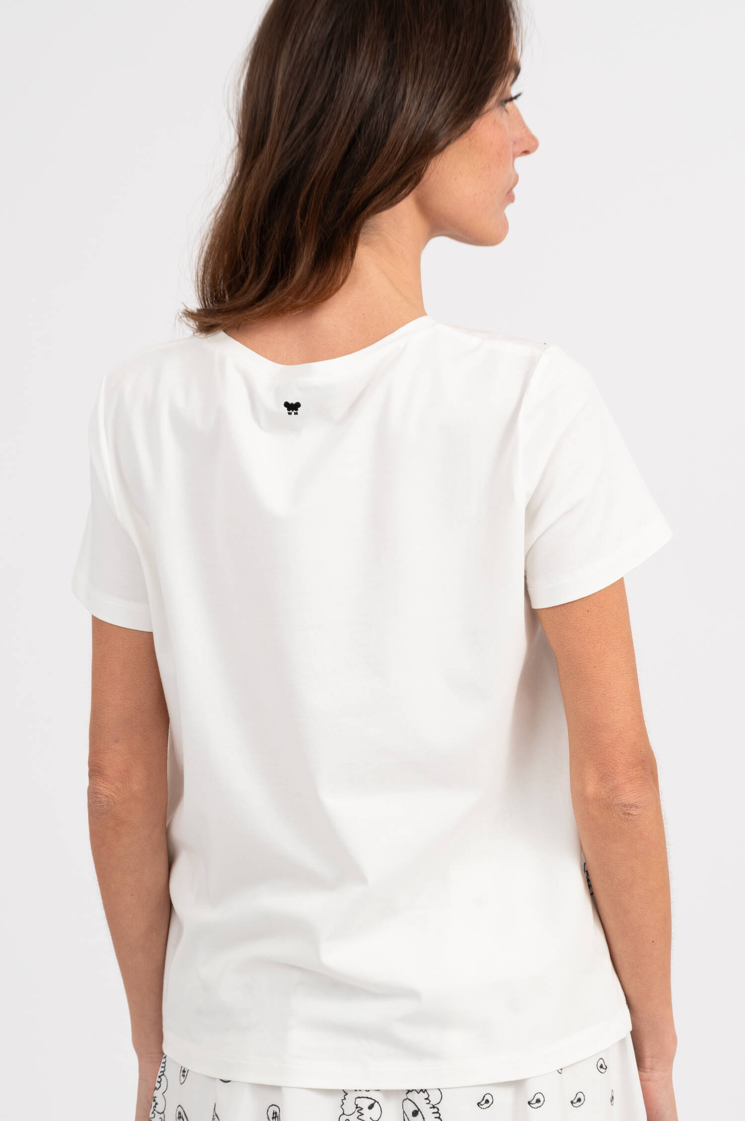 T-Shirt GENIO mit Stickerei in Weiß