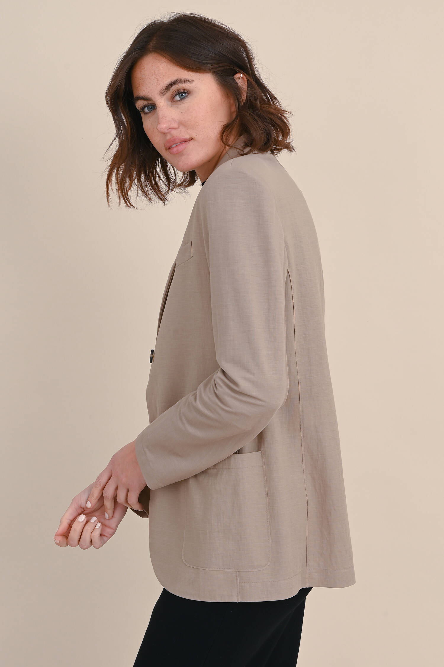 Boyfriend Blazer in Taupe Boyfriend Blazer in Taupe