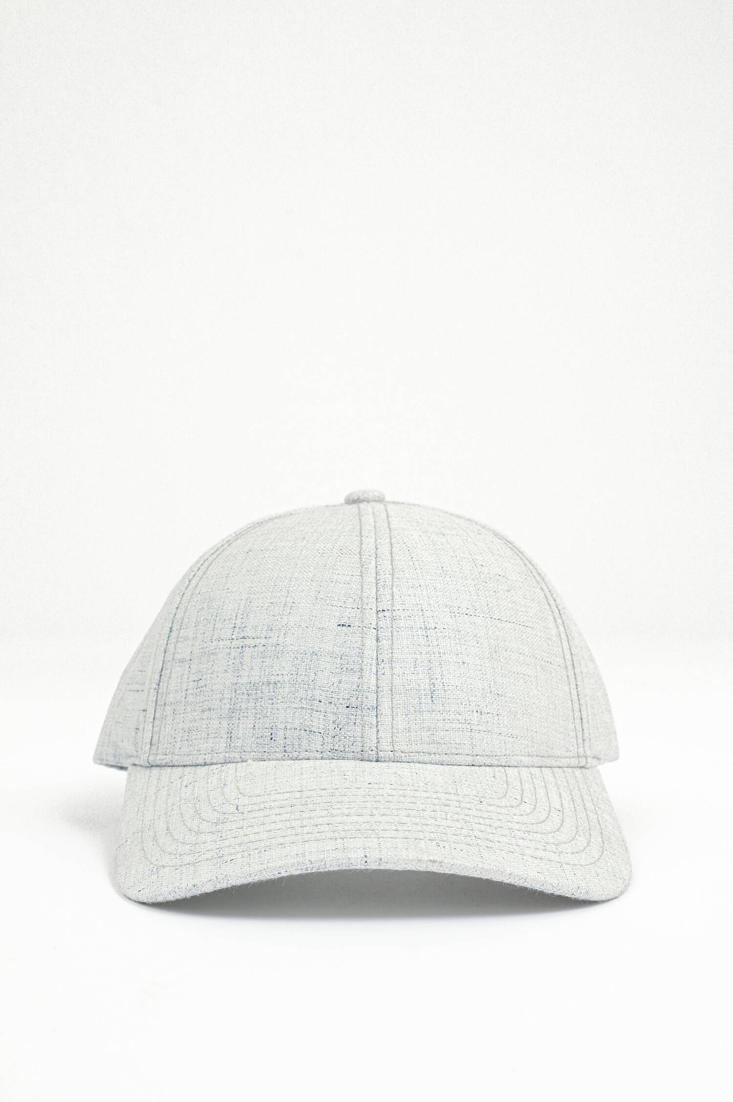 Basecap aus Leinen in Hellgrau meliert