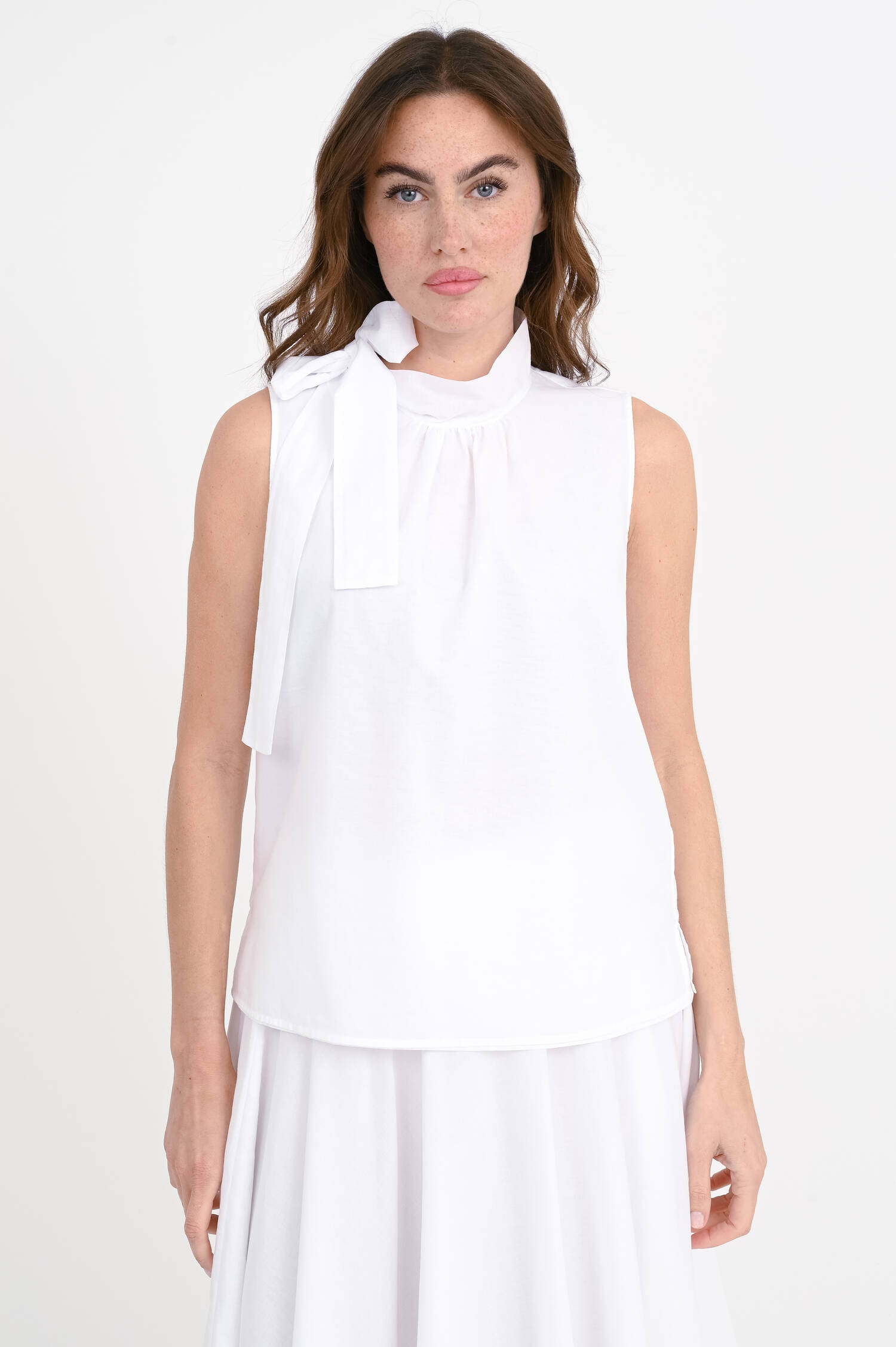 Zweilagige Schluppenbluse in Weiß