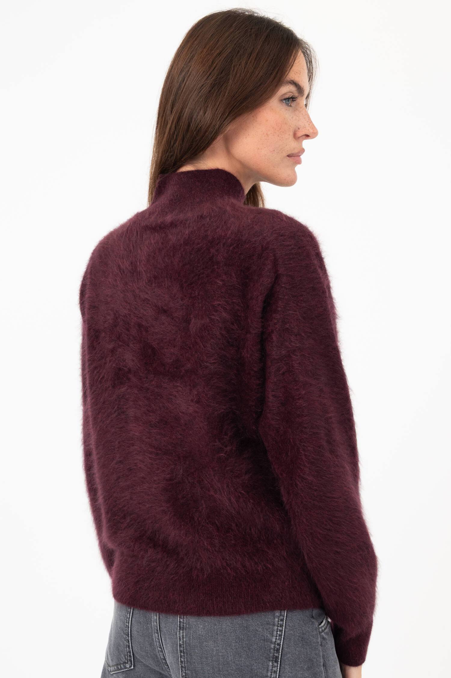 Hairy-Cashmere-Stehkragen-Pullover in Beerenrot Hairy-Cashmere-Stehkragen-Pullover in Beerenrot