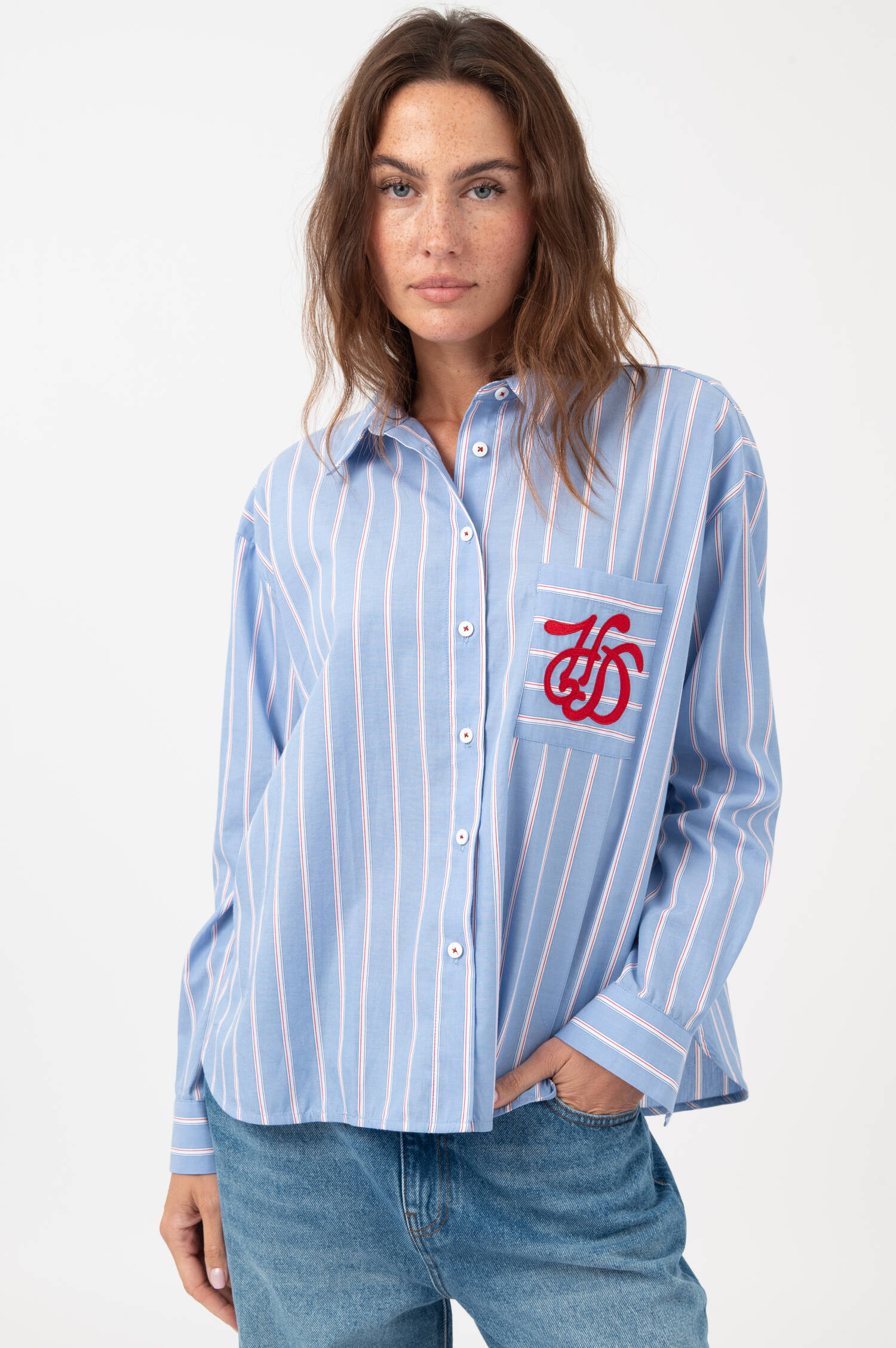 gestreifte Bluse mit Stickerei in Blau/Weiß/Rot gestreifte Bluse mit Stickerei in Blau/Weiß/Rot