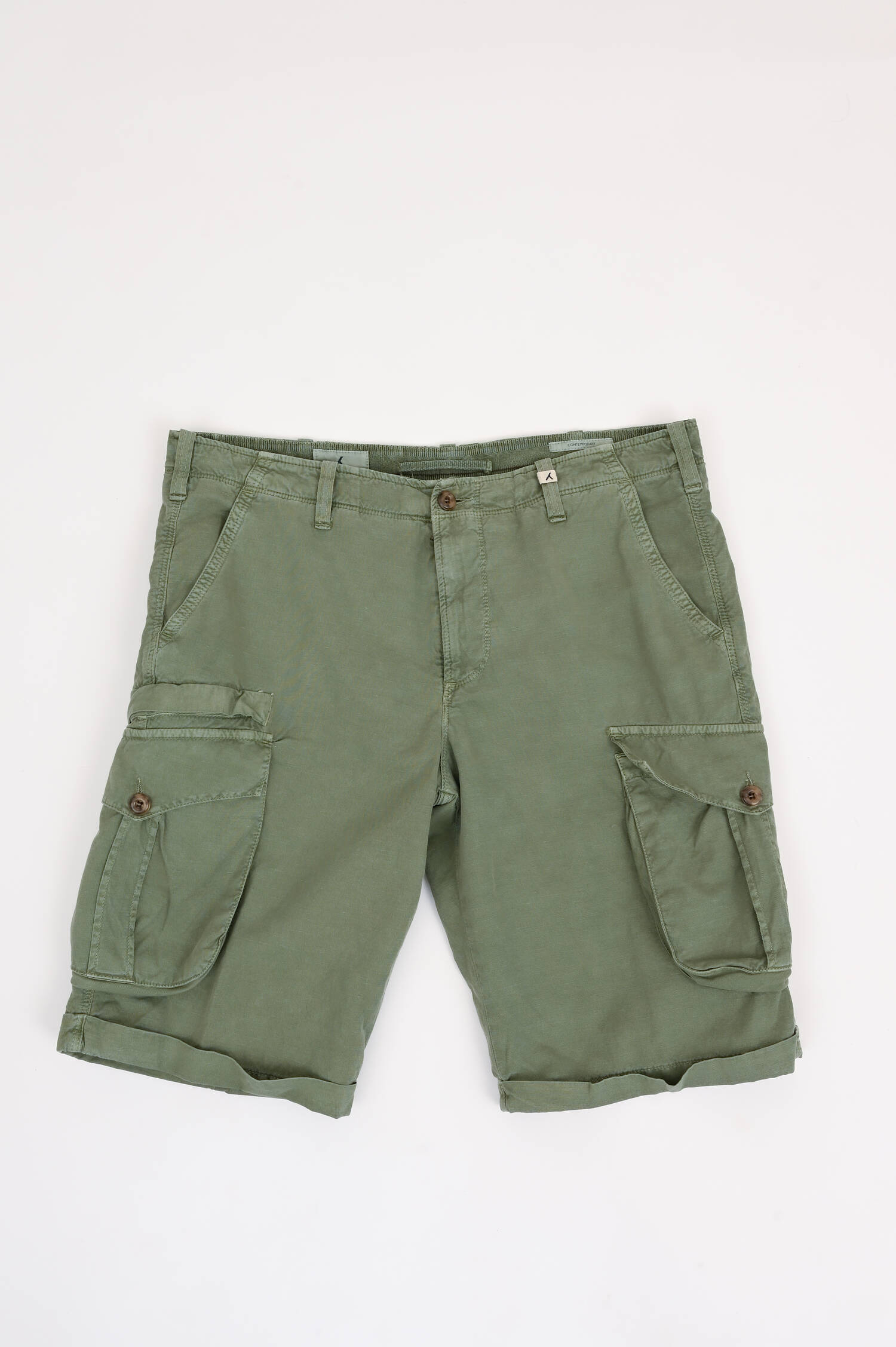Cargo-Shorts in Khaki Cargo-Shorts in Khaki