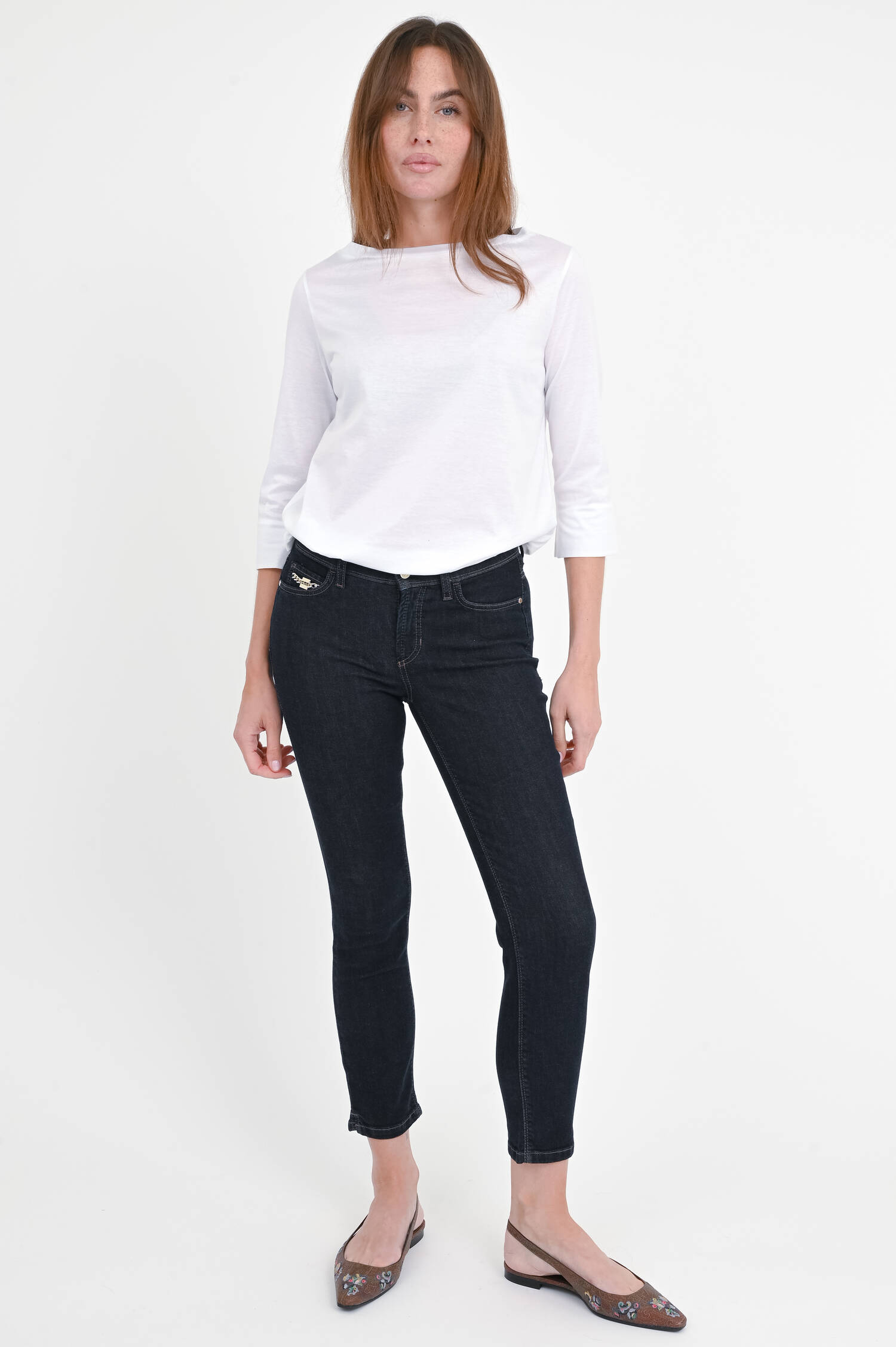 Jeans PIPER SHORT mit Schmuckdetail in Dark Blue