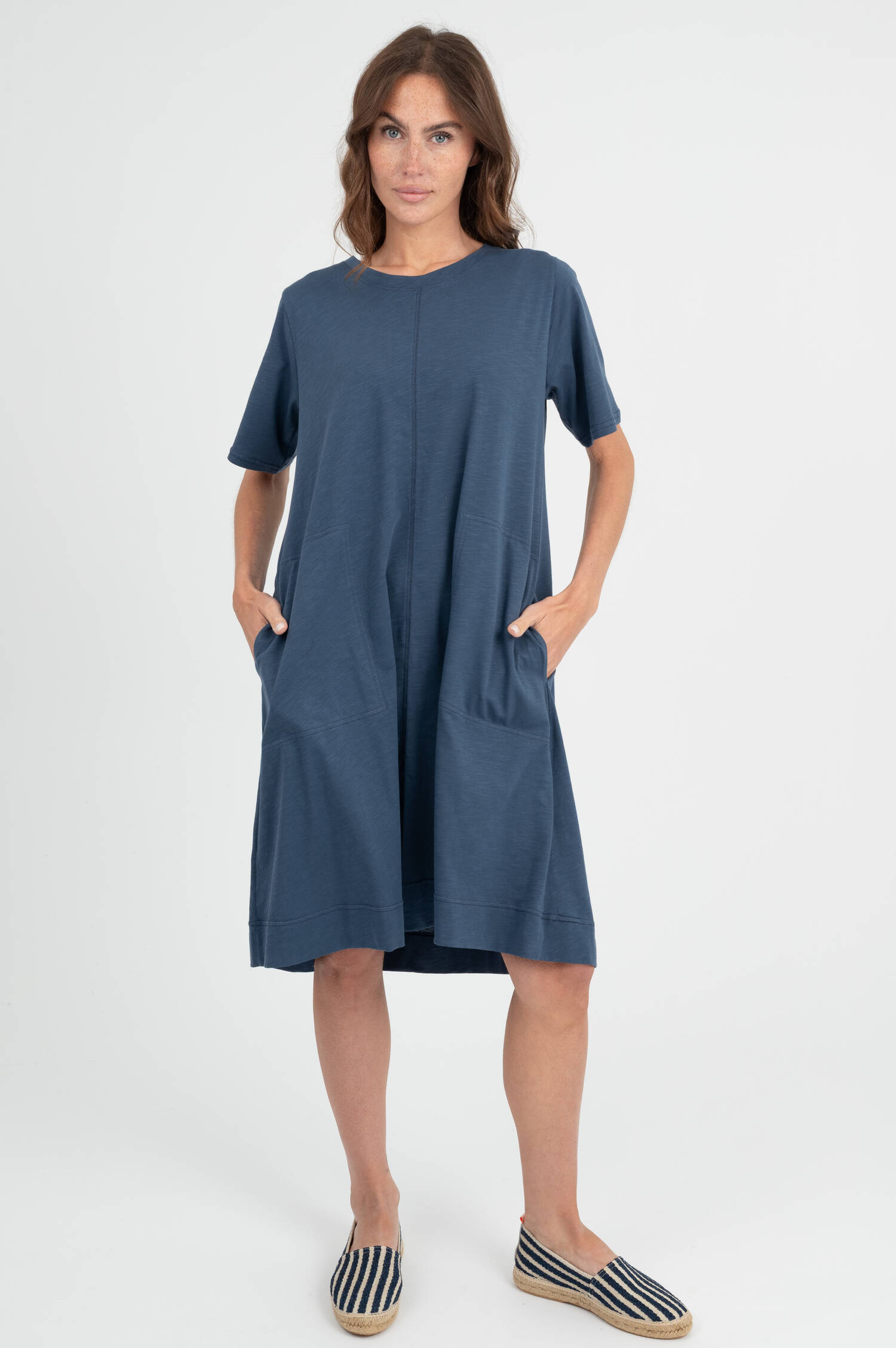 Kleid aus Baumwolle in Blau meliert Kleid aus Baumwolle in Blau meliert