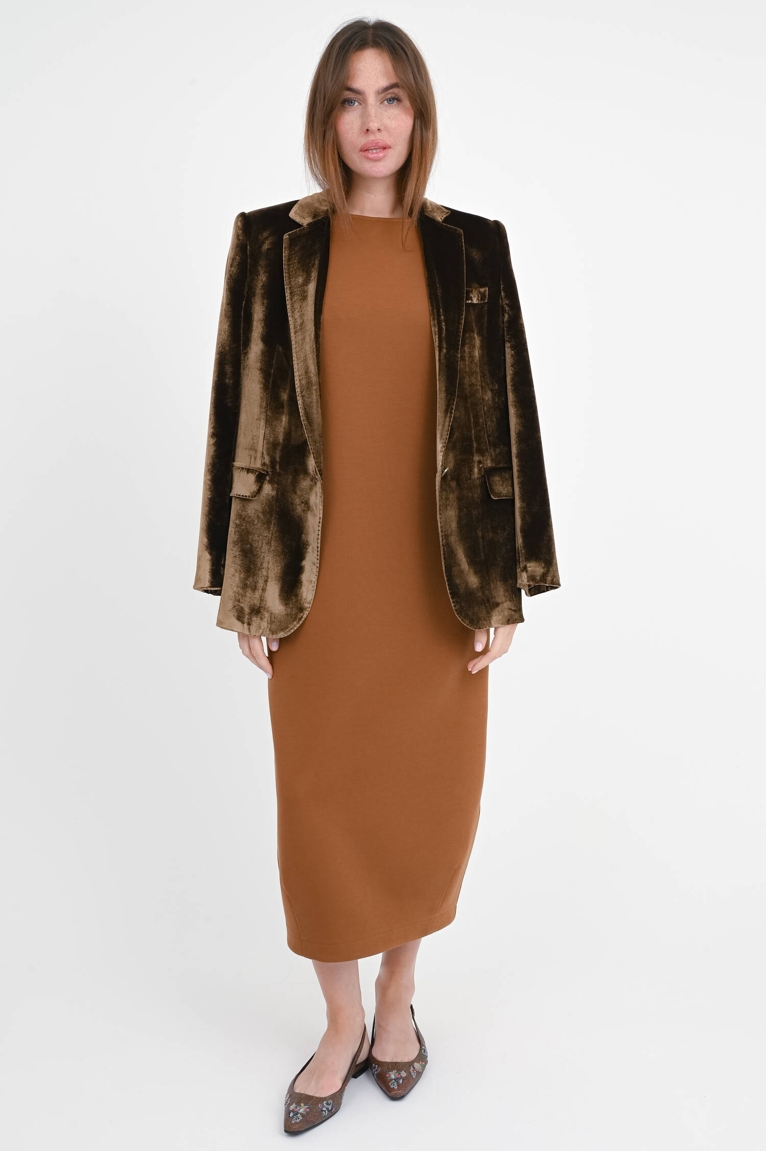 Midi-Kleid ALBIO in O-Shape in Tabak