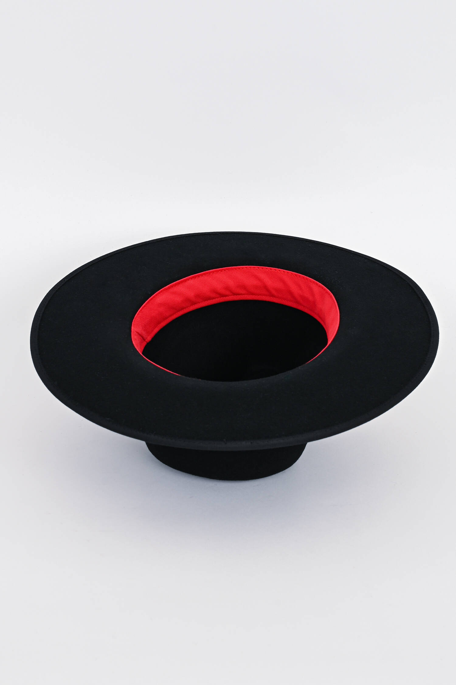 Hut NYCTOPHILE in Schwarz