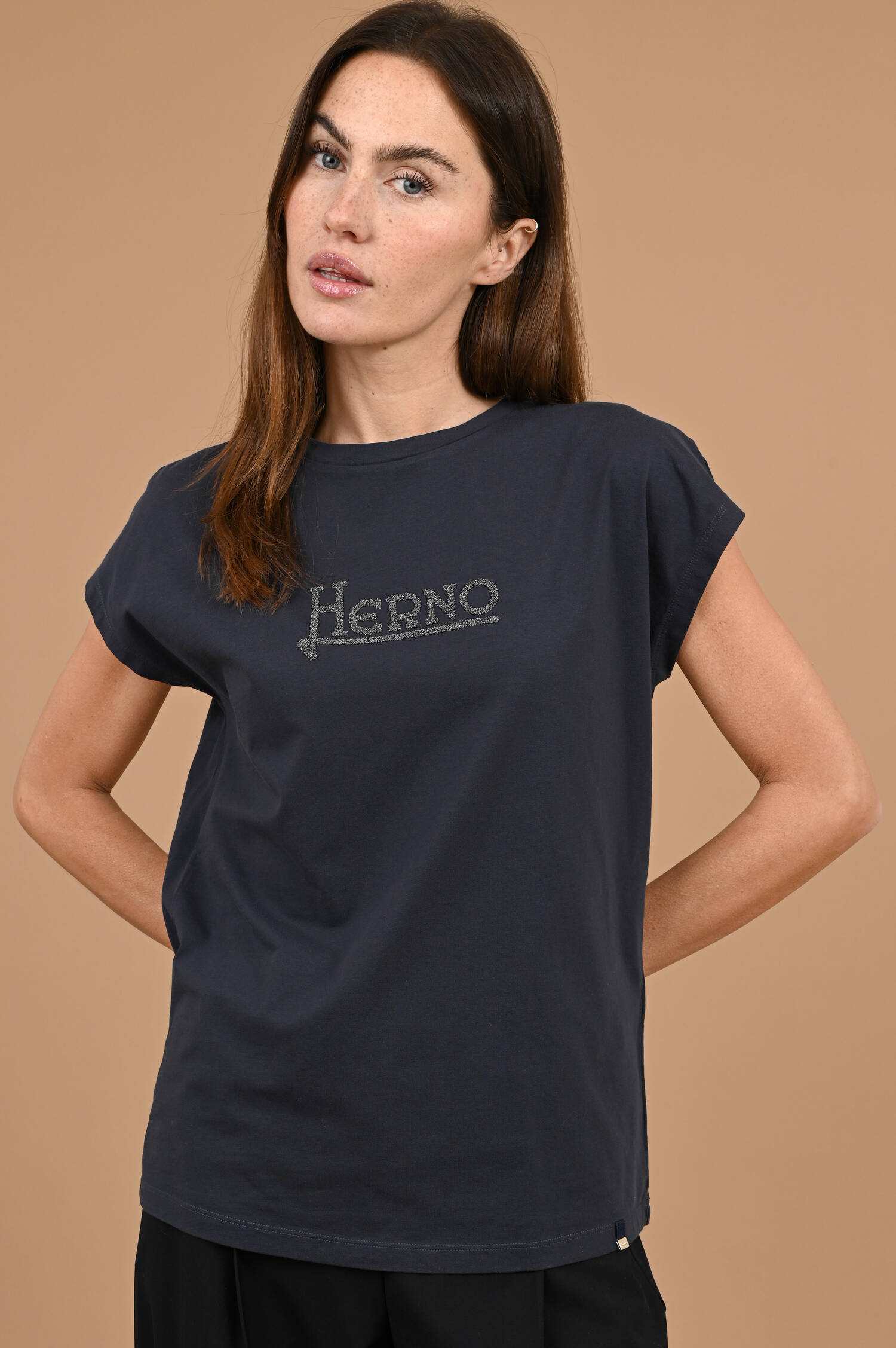 T-Shirt mit Strasssteinen in Navyblau