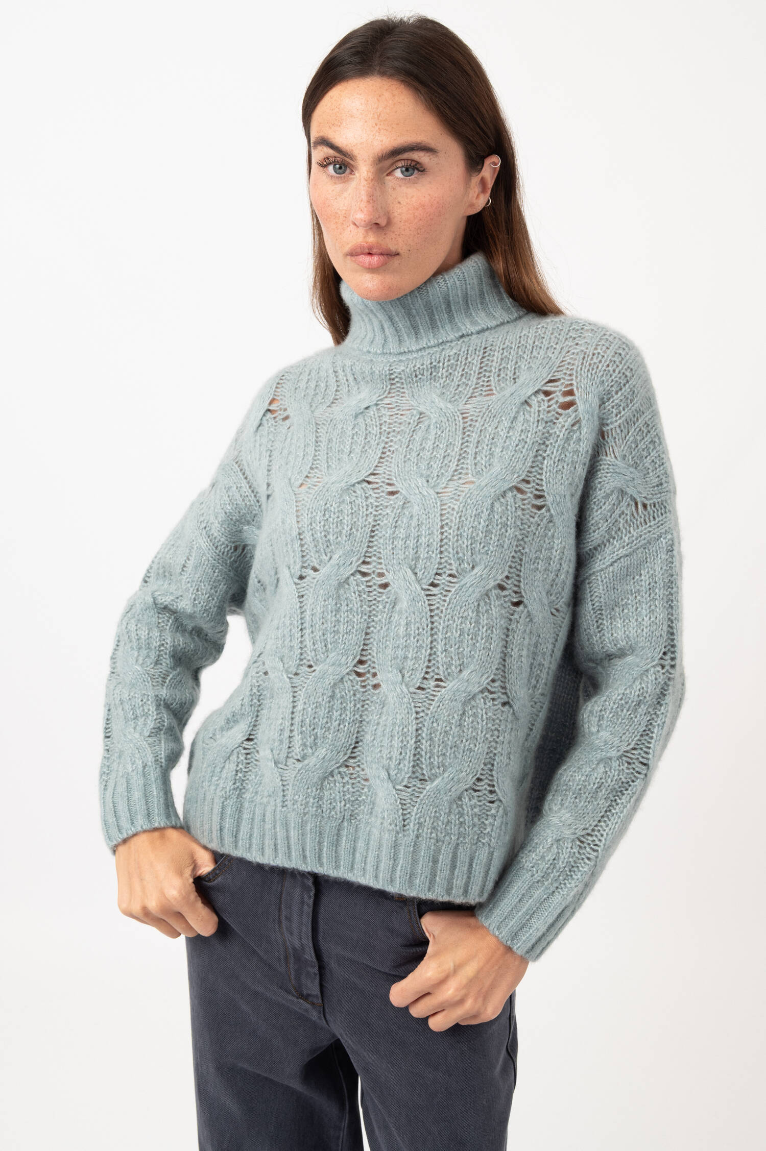 Zopfstrick-Rollkragen-Pullover in Blau Zopfstrick-Rollkragen-Pullover in Blau