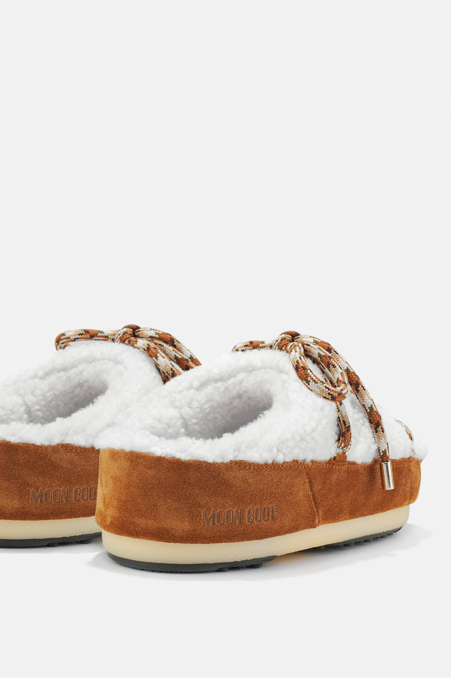 Mules ICON mit Lammfell in Cognac/Weiß