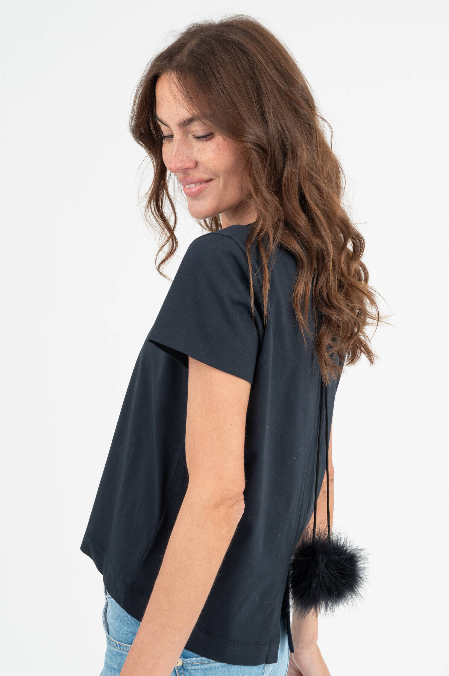 T-Shirt mit Feder-Details in Navy T-Shirt mit Feder-Details in Navy