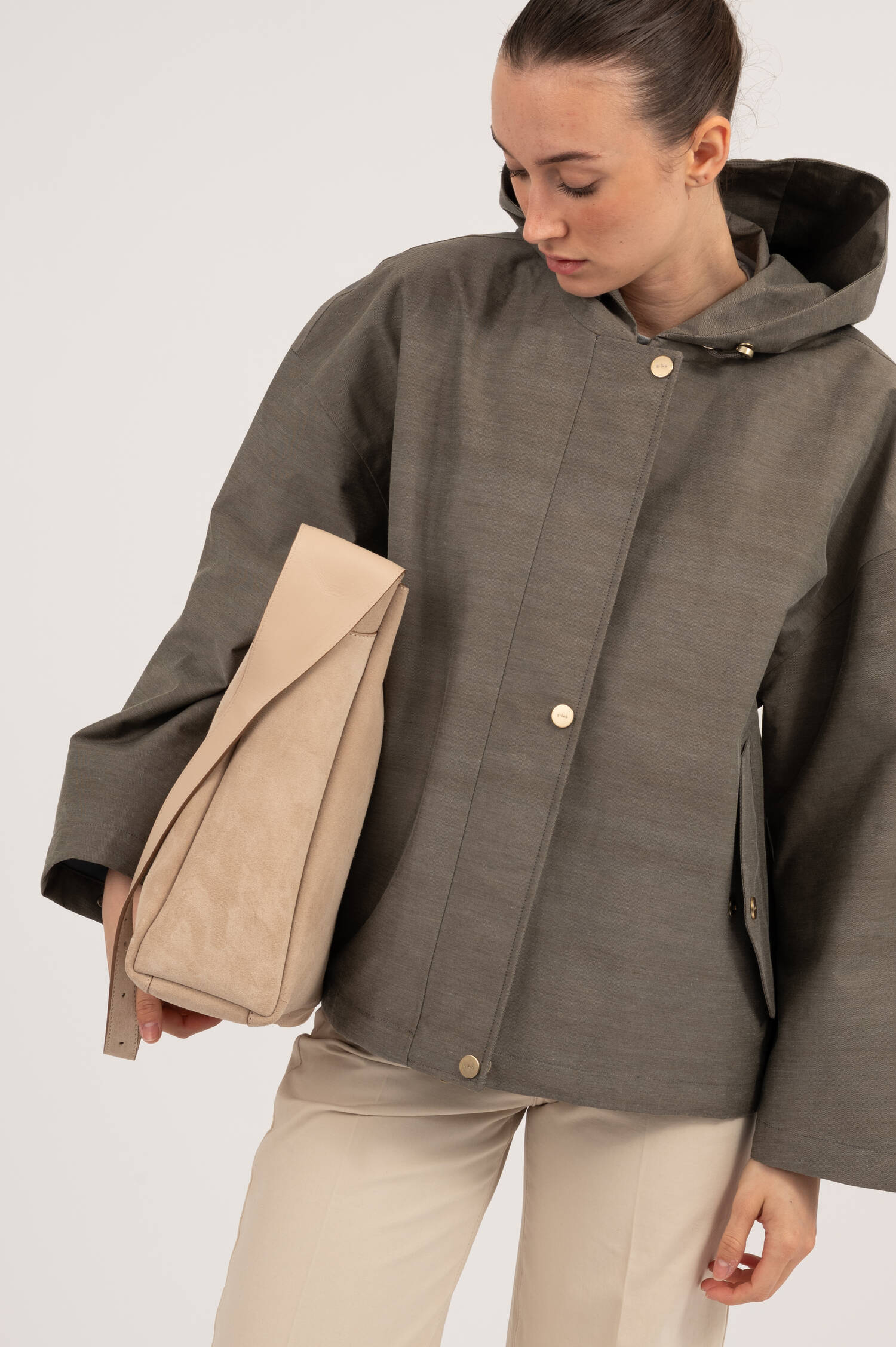 Schultertasche JO in Nude