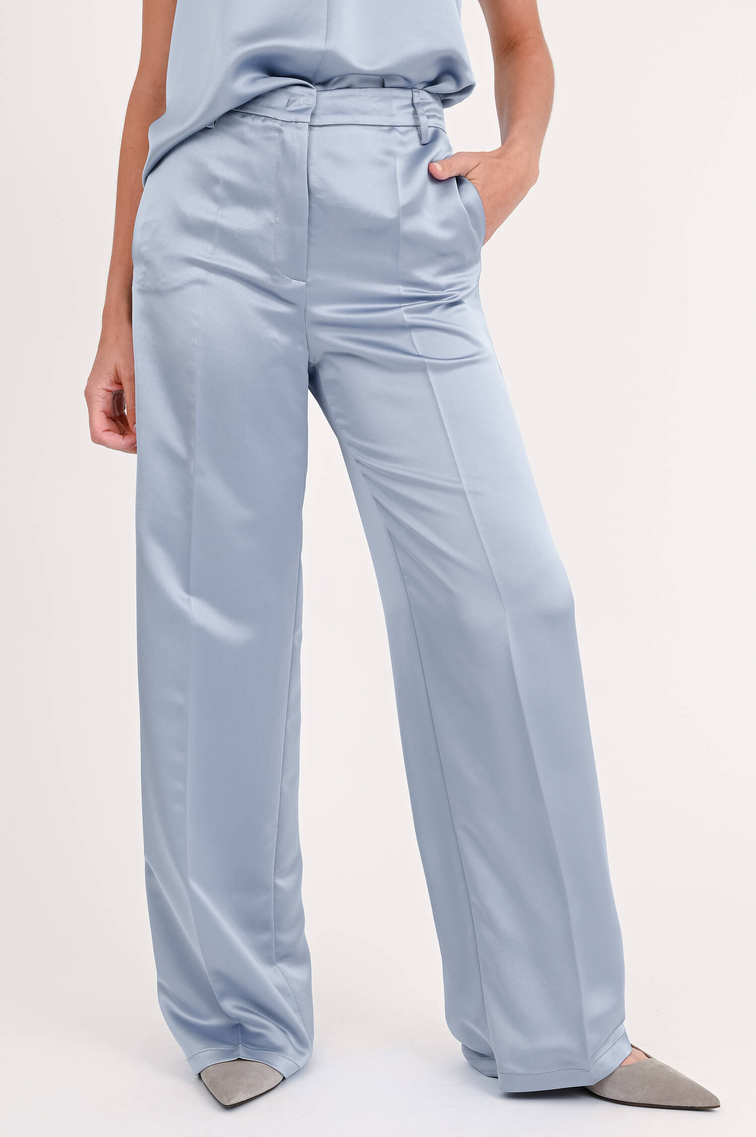 Weite Satin-Hose in Graublau
