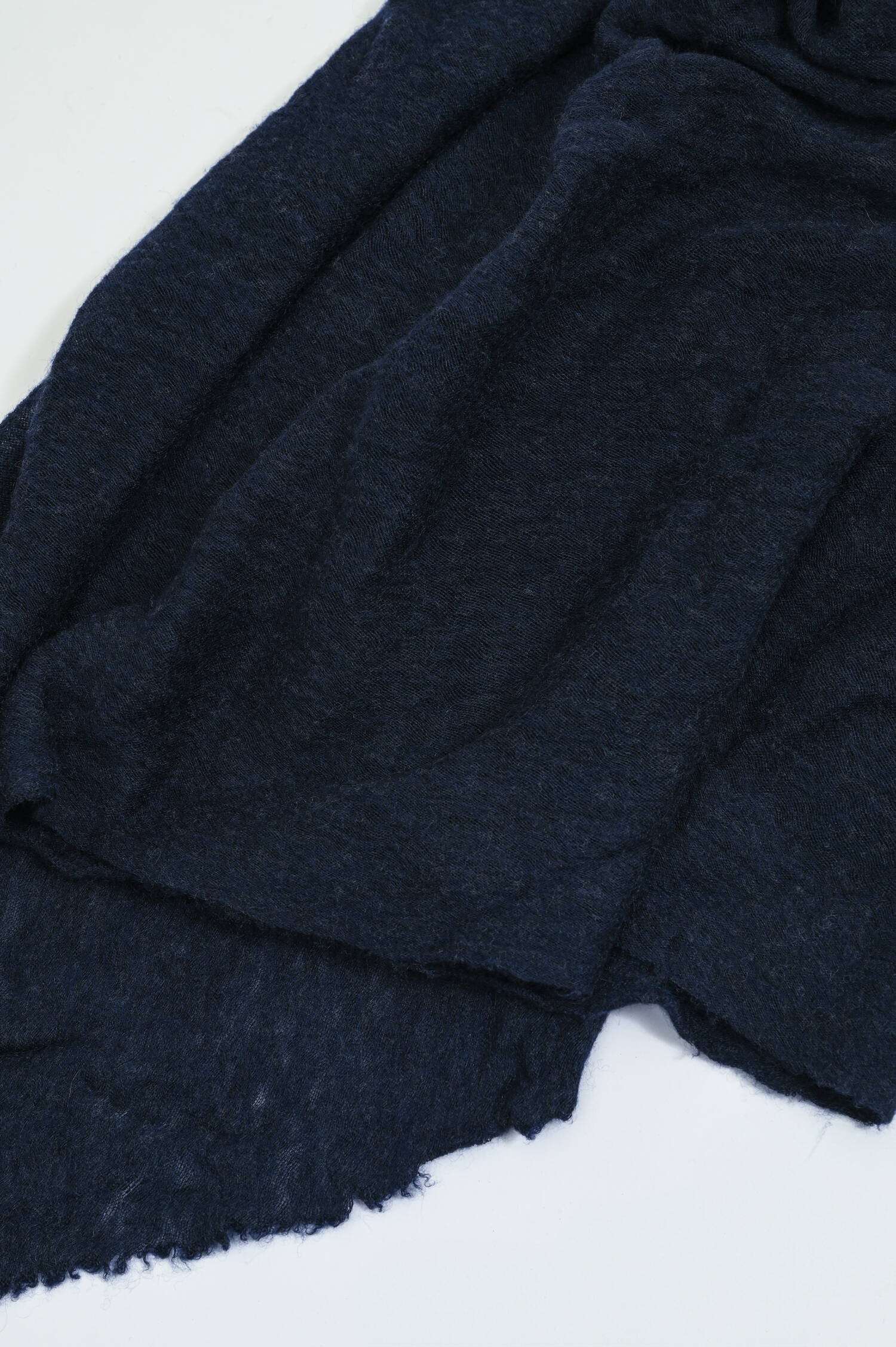 Schal aus reinem Cashmere in Navy