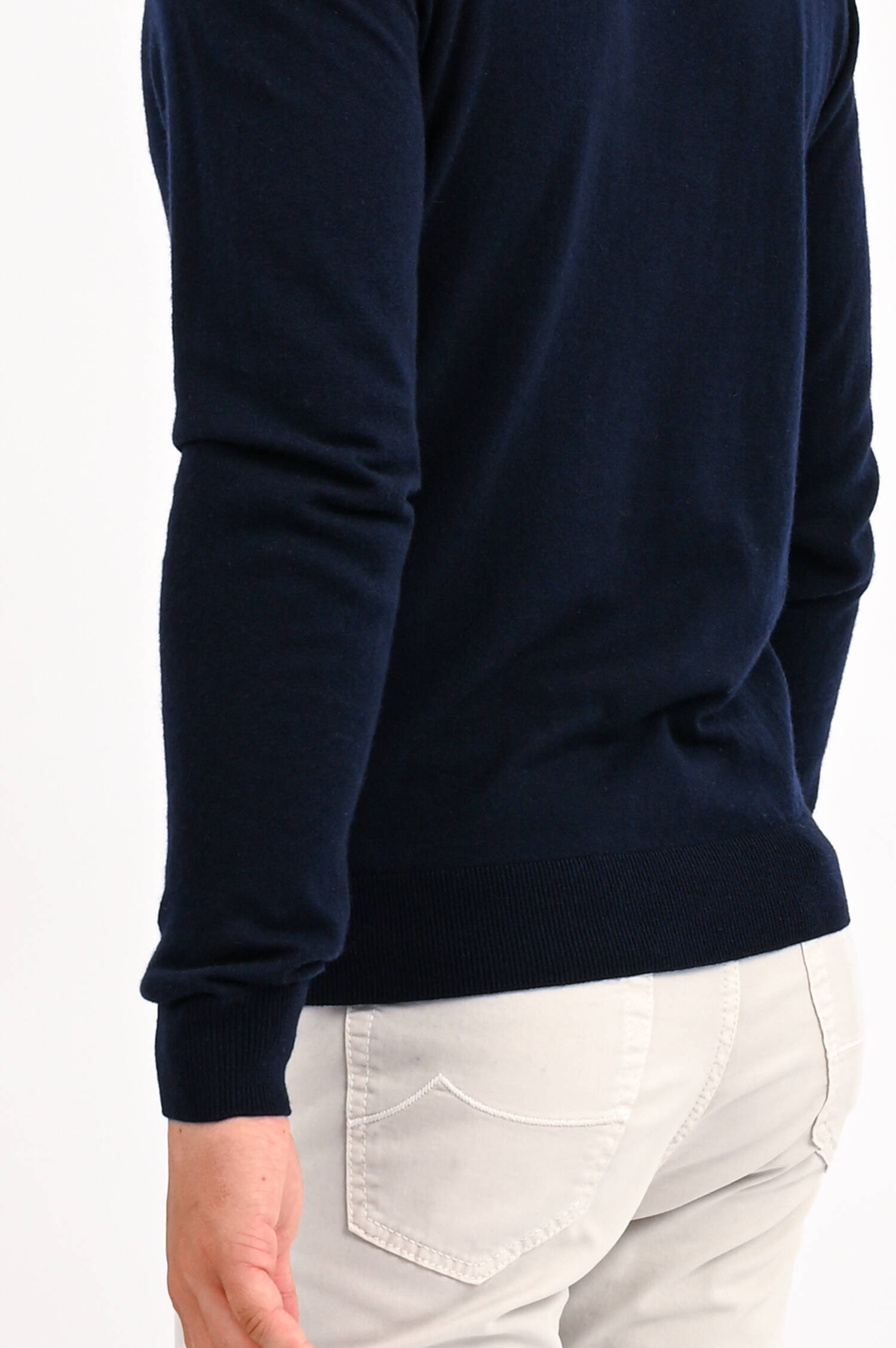 Pullover mit Rundhalsausschnitt in Navy Pullover mit Rundhalsausschnitt in Navy