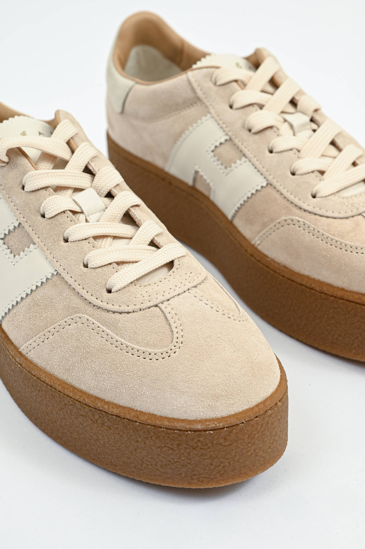 Sneaker LACE UP H681 in Hellbeige/Weiß