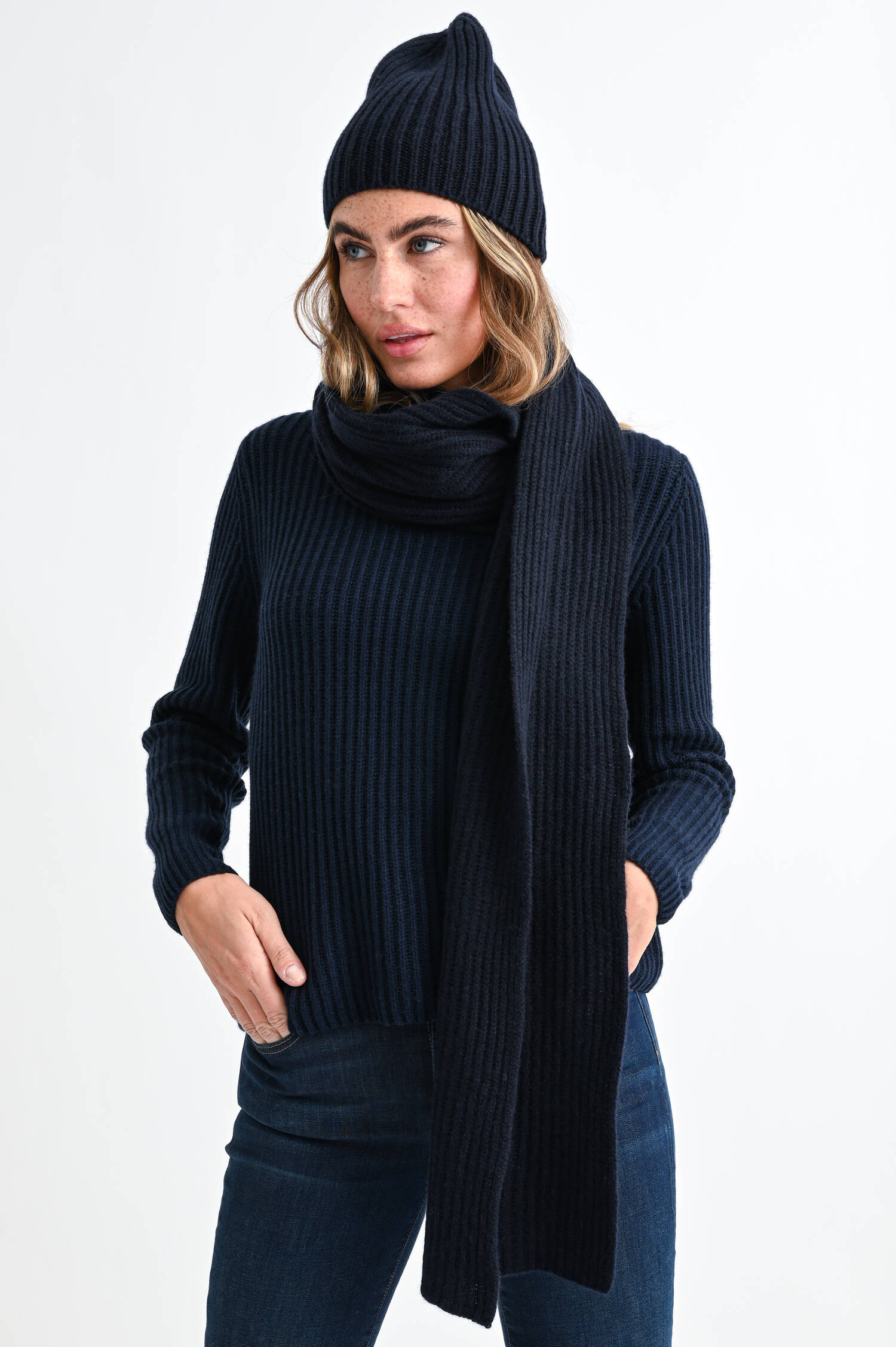 Rippstrick-Schal aus Cashmere in Midnight 