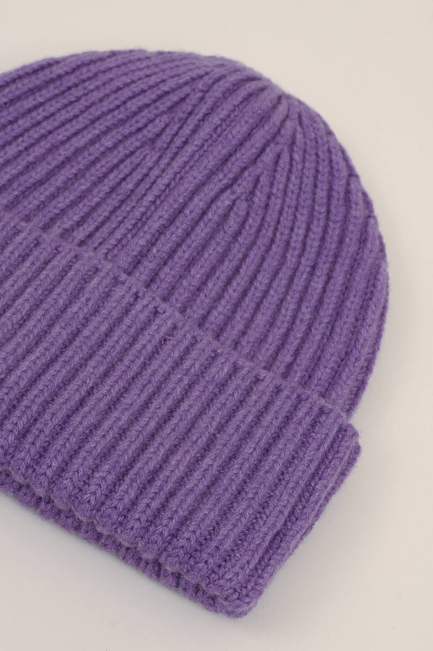 Midi-Mütze BARI aus Cashmere in Violett Midi-Mütze BARI aus Cashmere in Violett