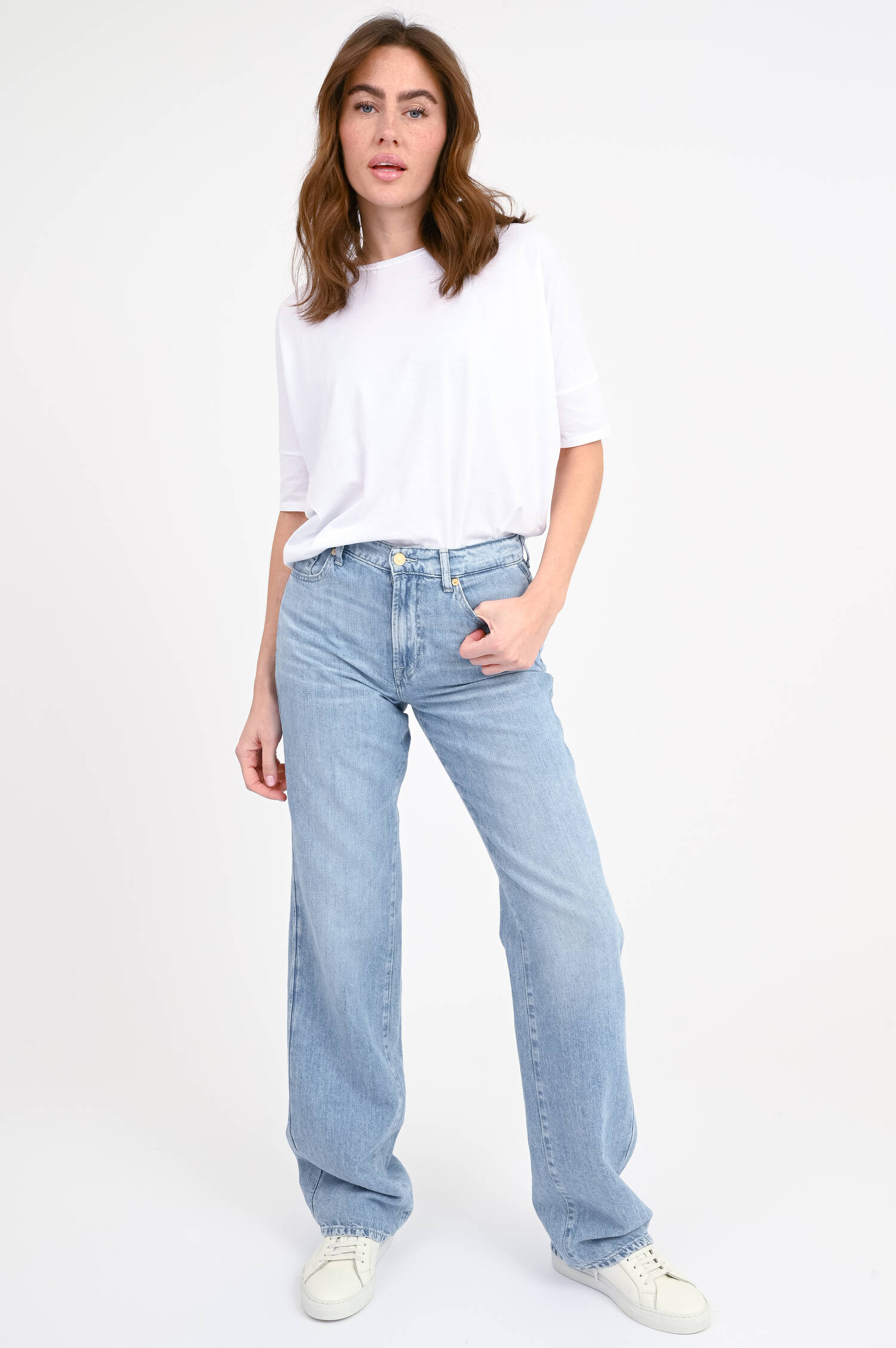 Wide Leg Denim TESS KANSAS in Hellblau Wide Leg Denim TESS KANSAS in Hellblau