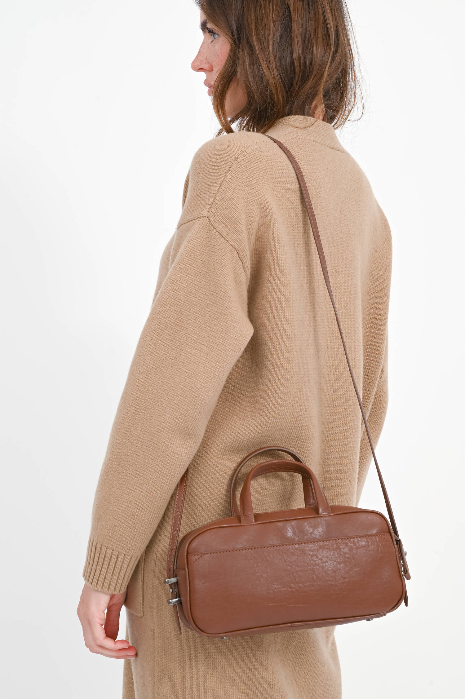 Tasche mit kurzen Henkeln in Taback Tasche mit kurzen Henkeln in Taback