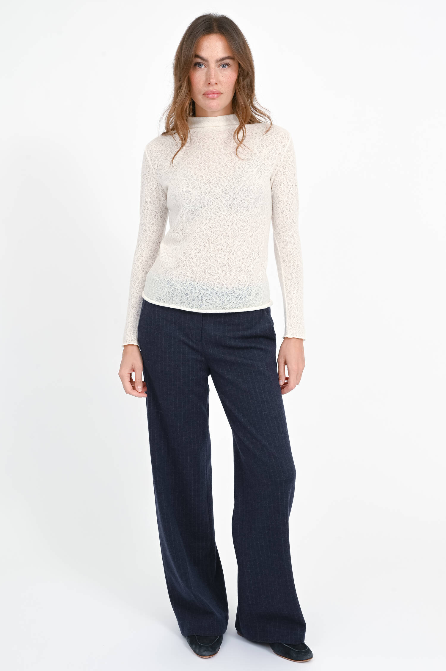 Longsleeve mit floralem Muster in Creme Longsleeve mit floralem Muster in Creme