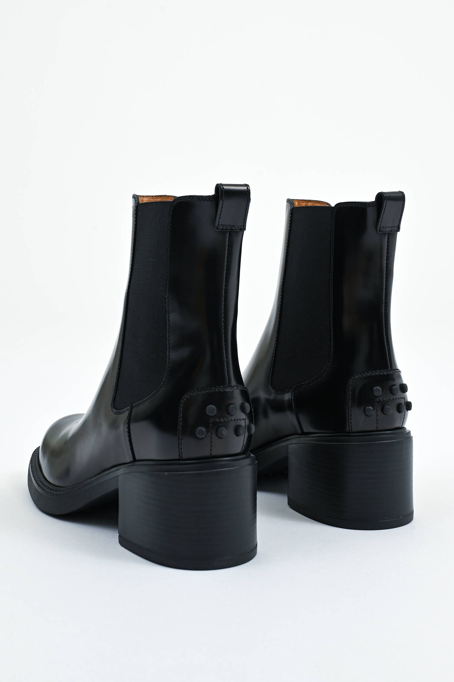 Stiefelette mit Blockabsatz in Schwarz Stiefelette mit Blockabsatz in Schwarz