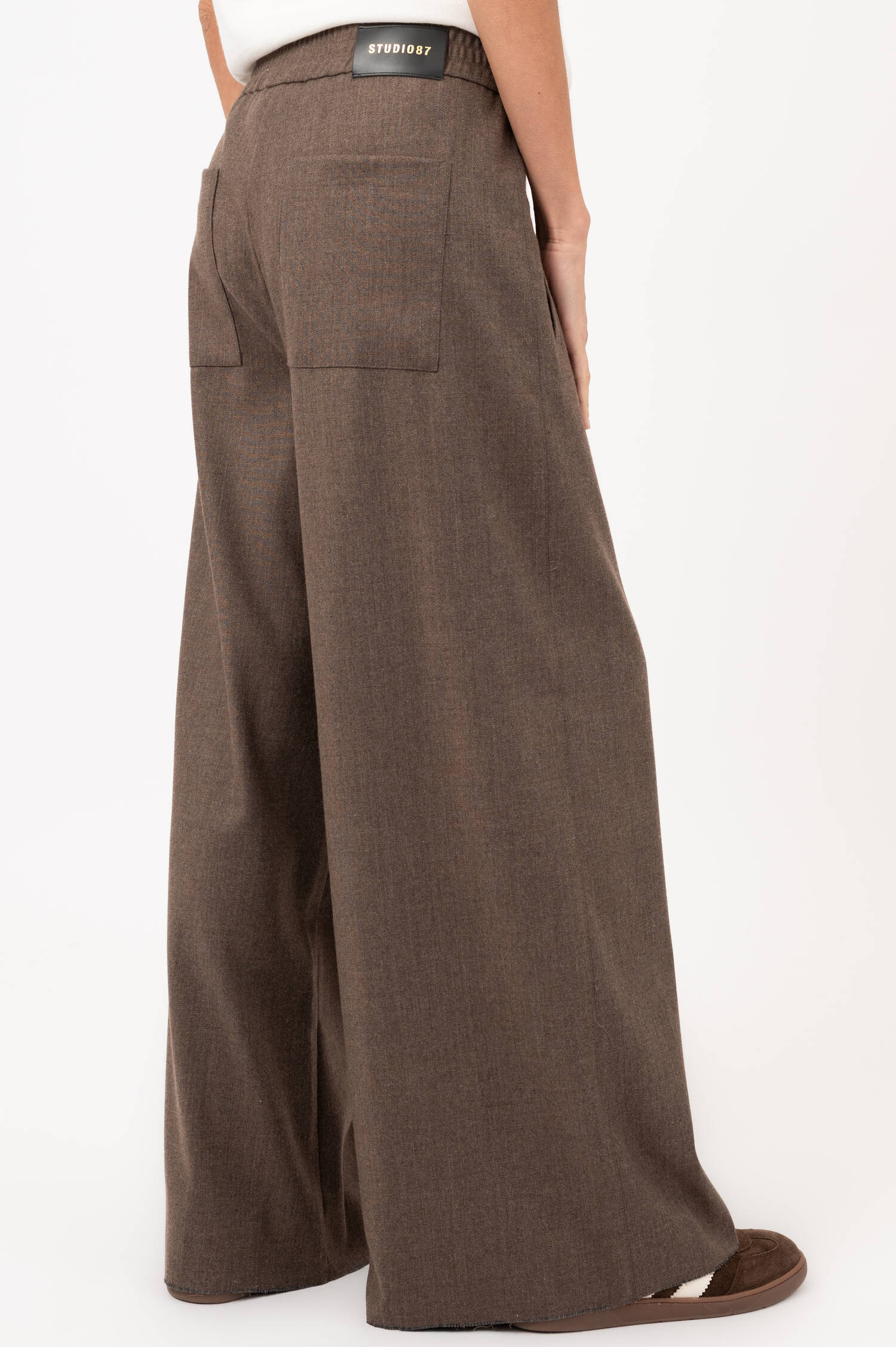 Wide-Leg-Flanell-Schlupfhose in Braun Wide-Leg-Flanell-Schlupfhose in Braun