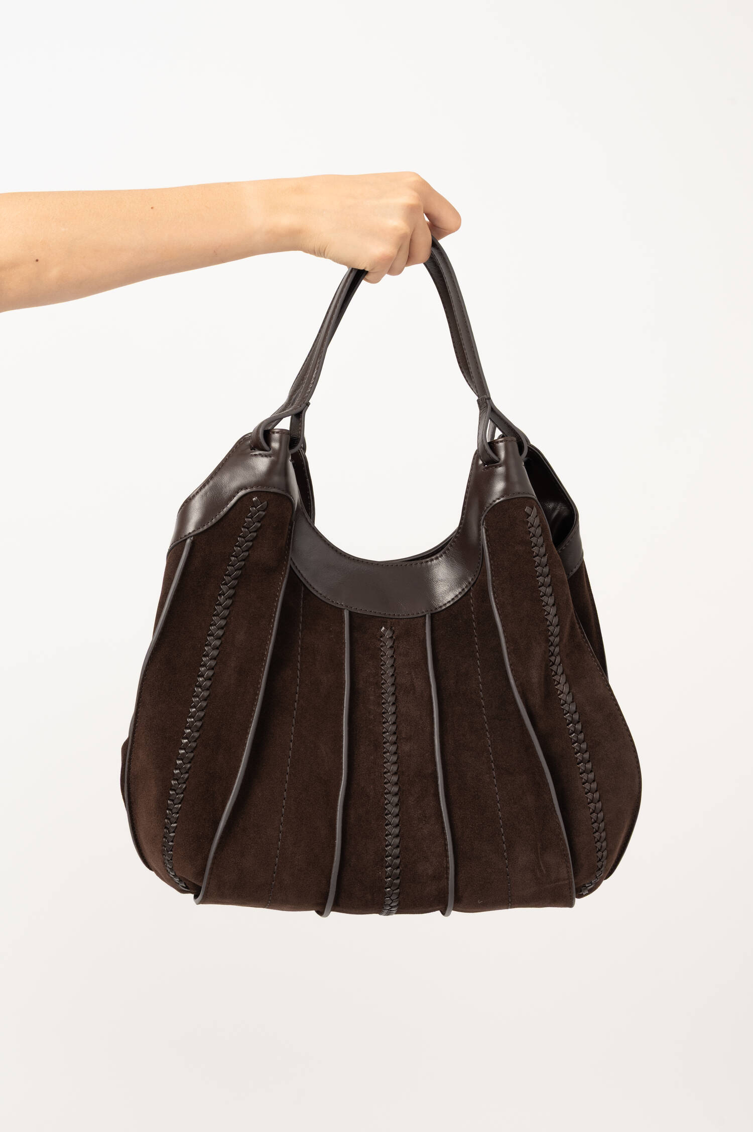 Veloursleder-Schultertasche DUA in Dunkelbraun Veloursleder-Schultertasche DUA in Dunkelbraun