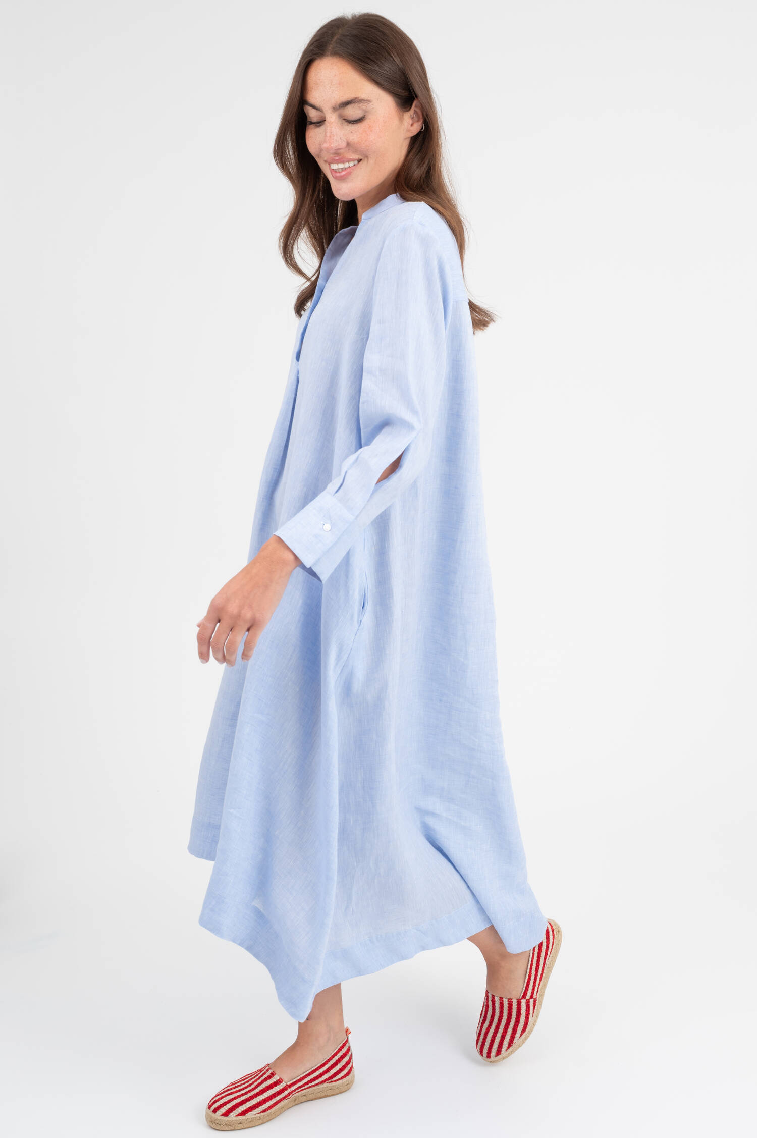 Leinenkleid in Hellblau