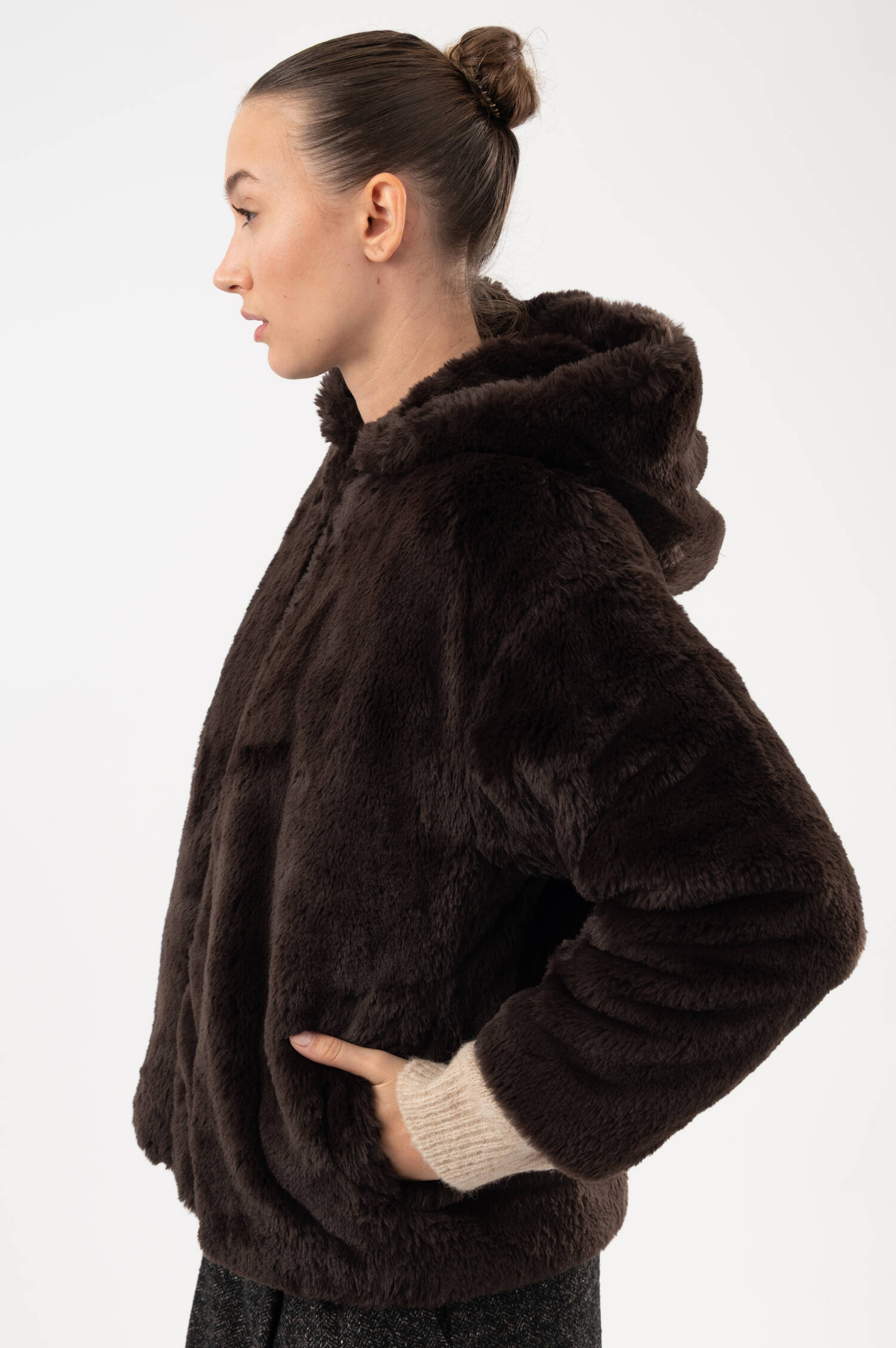 Faux-Fur-Jacke in Dunkelbraun