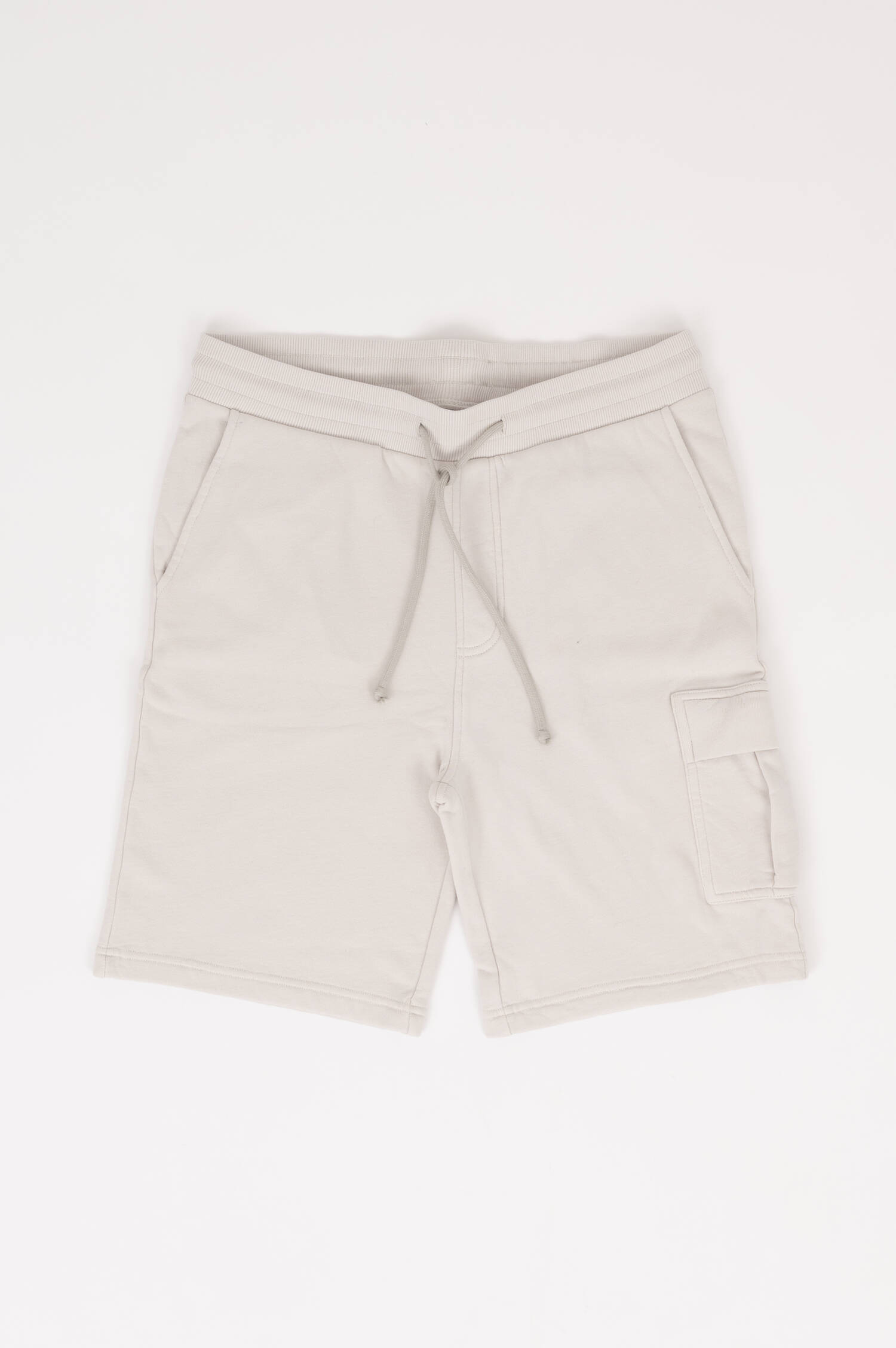 Cargo Bermuda in Stone Cargo Bermuda in Stone