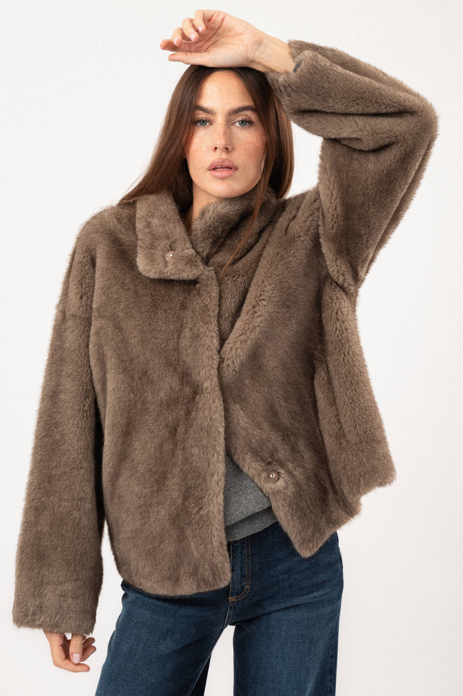 Faux-Fur-Jacke in Grau Faux-Fur-Jacke in Grau