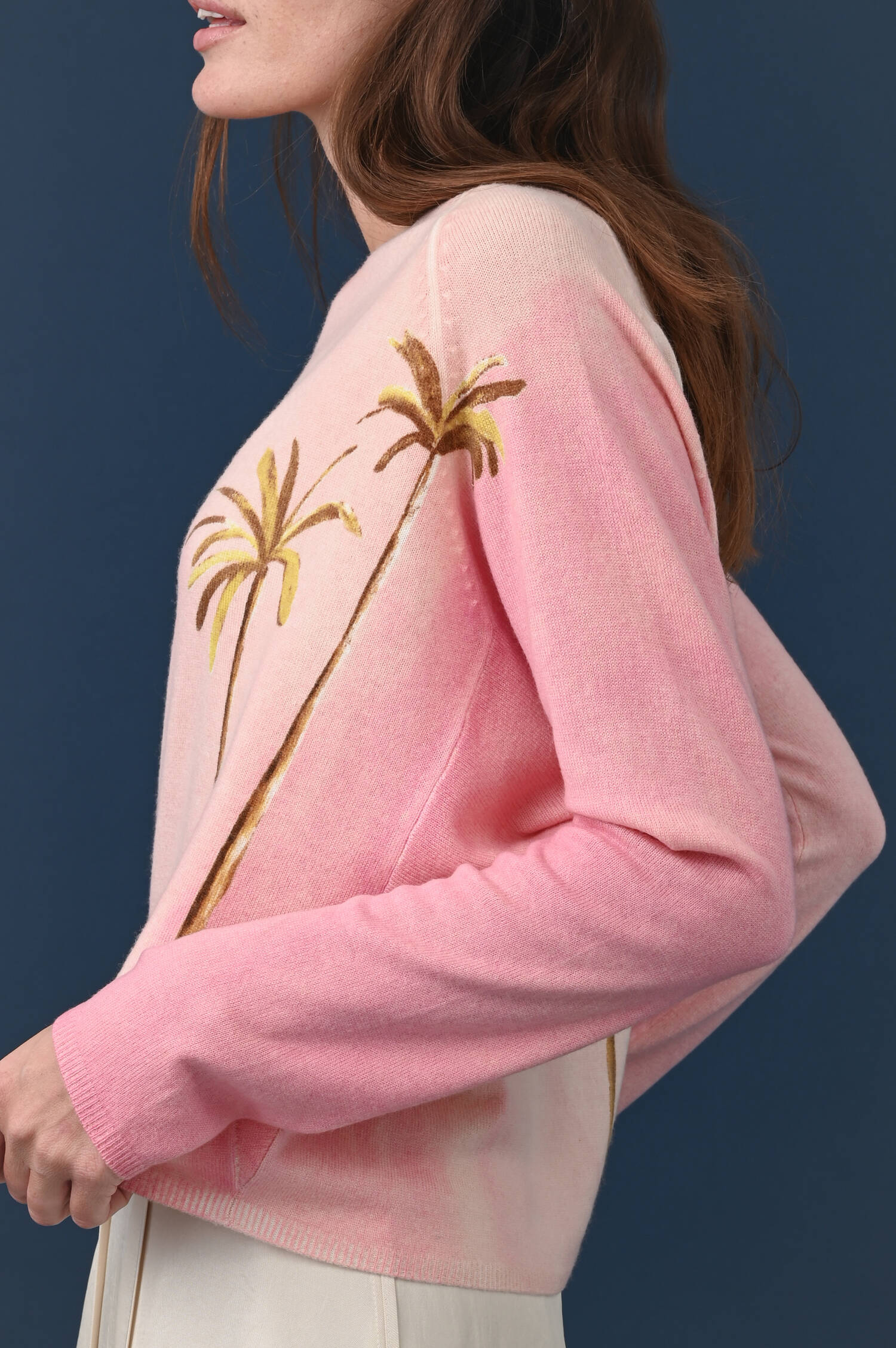 Cashmere Pullover mit Palmenmotiv in Rosa