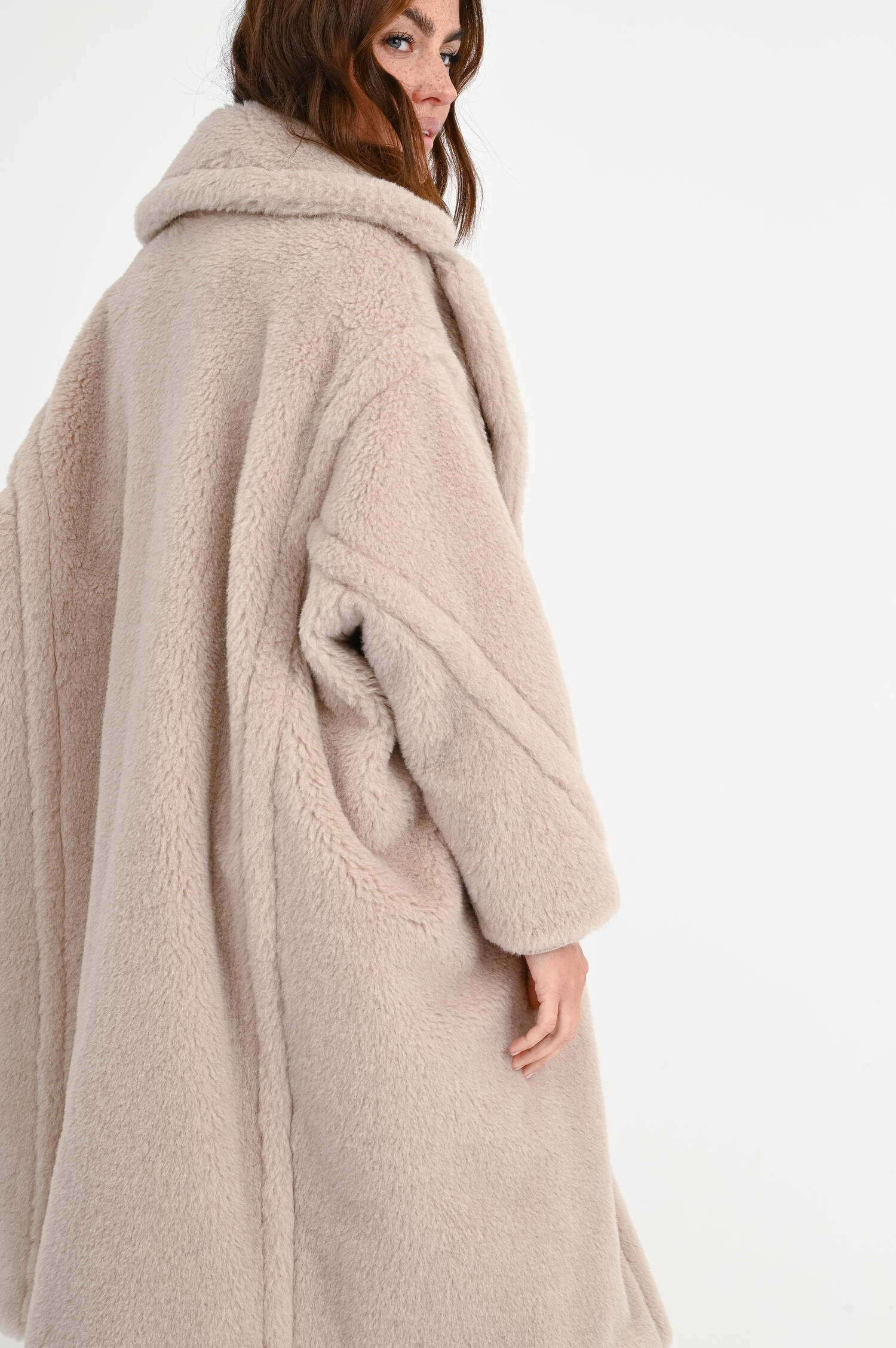 Teddymantel TEDGIRL in hellem Sand